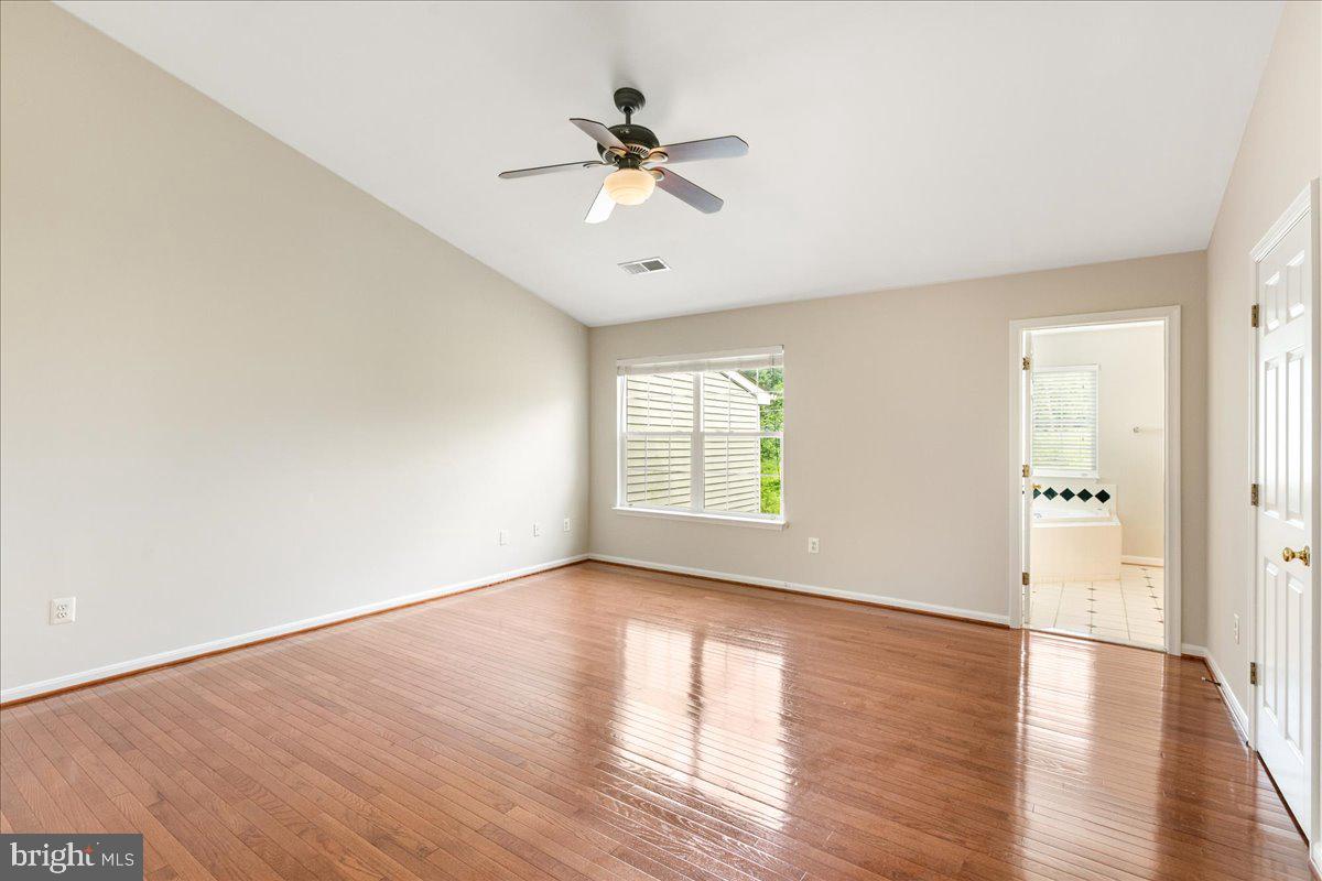 KINGSTOWNE - Residential Lease