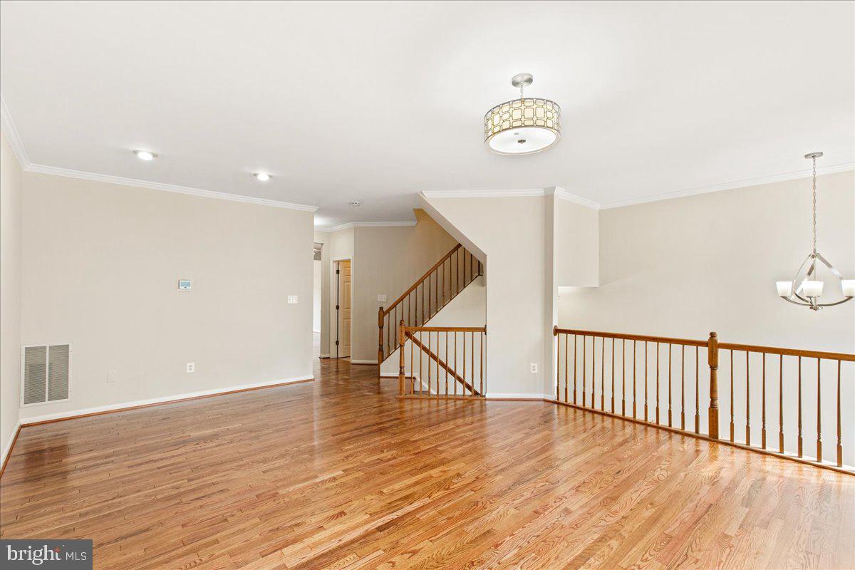 KINGSTOWNE - Residential Lease