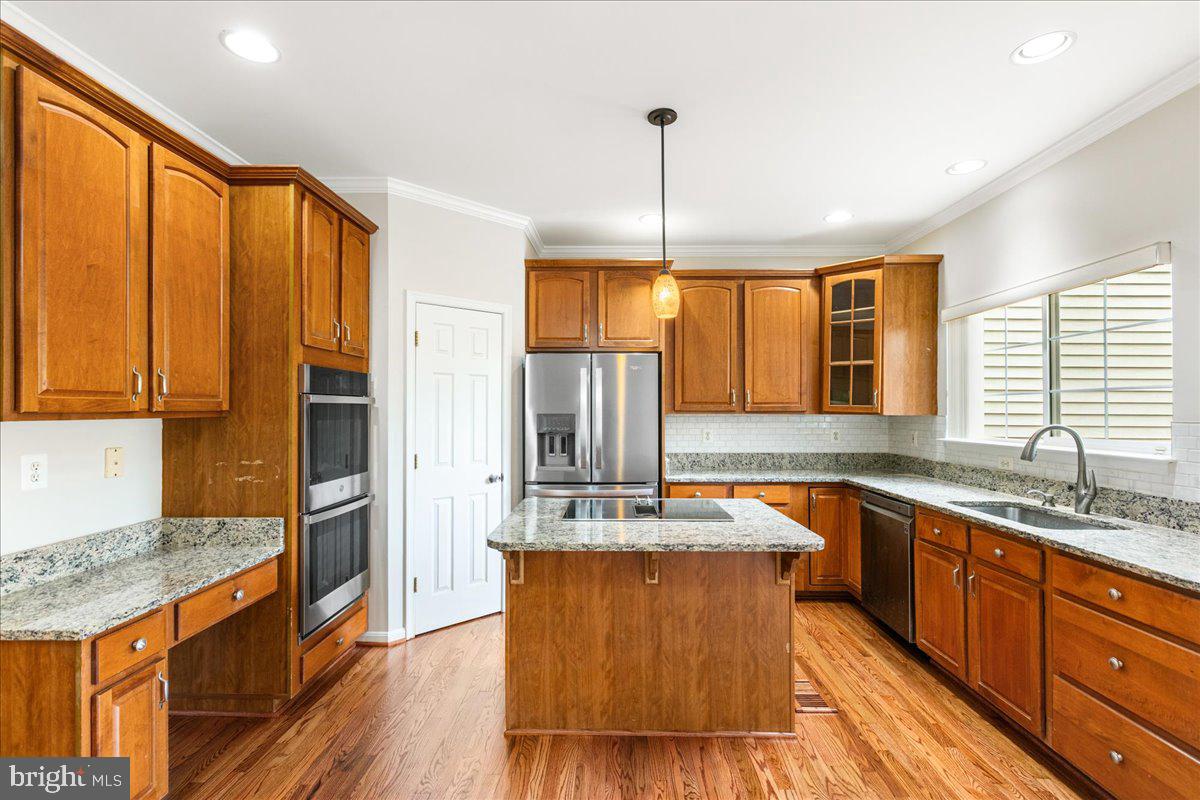 KINGSTOWNE - Residential Lease