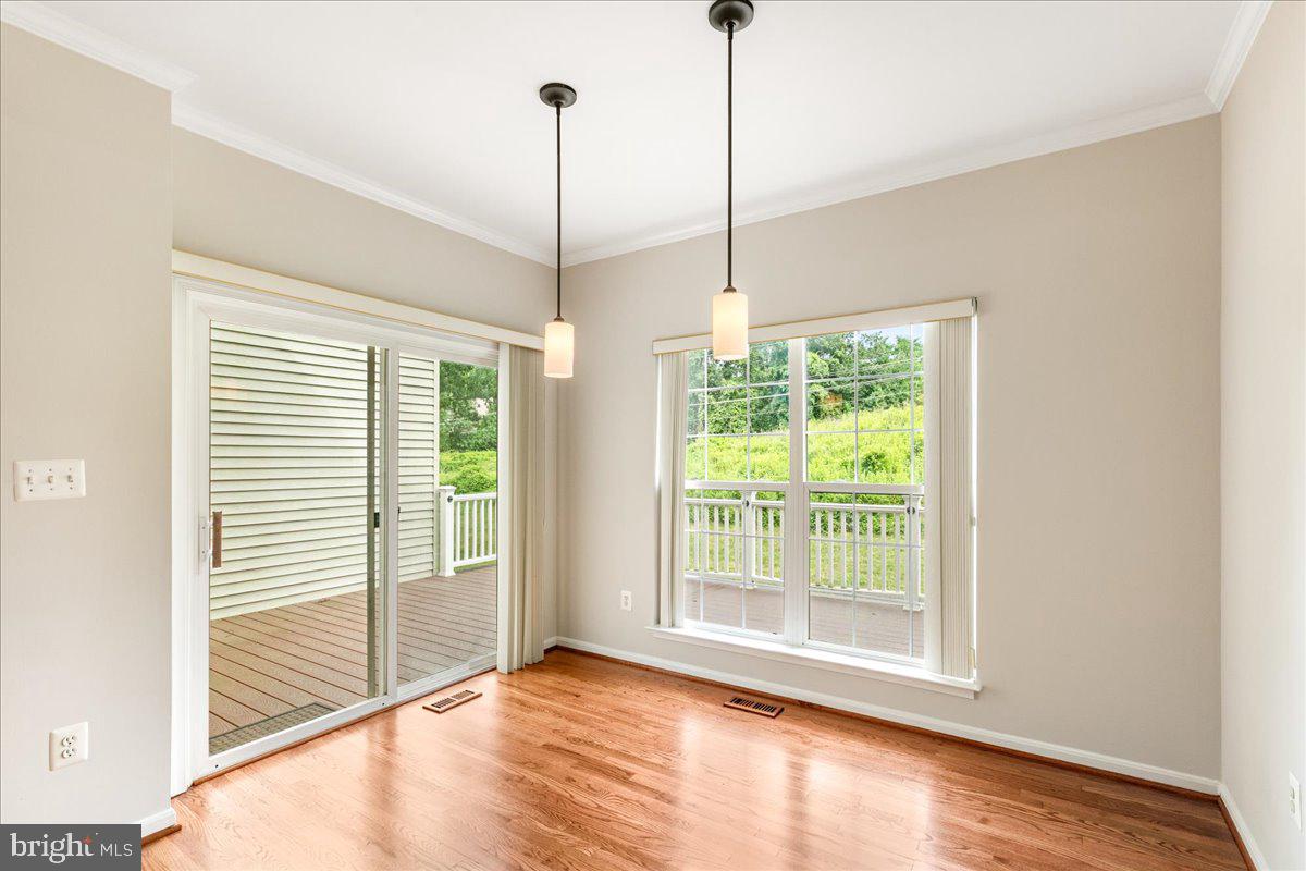 KINGSTOWNE - Residential Lease