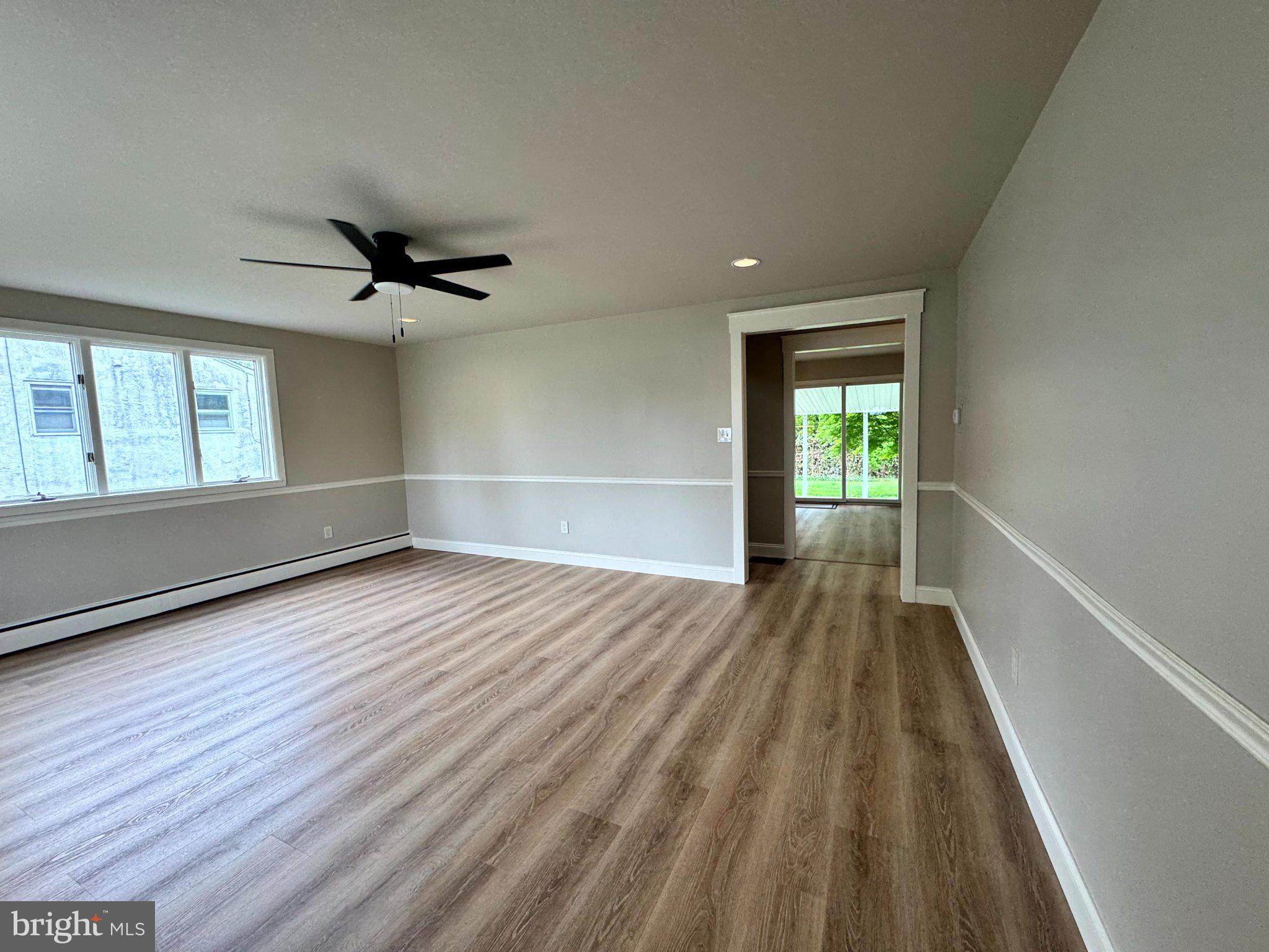 MEETINGHOUSE VIL - Residential