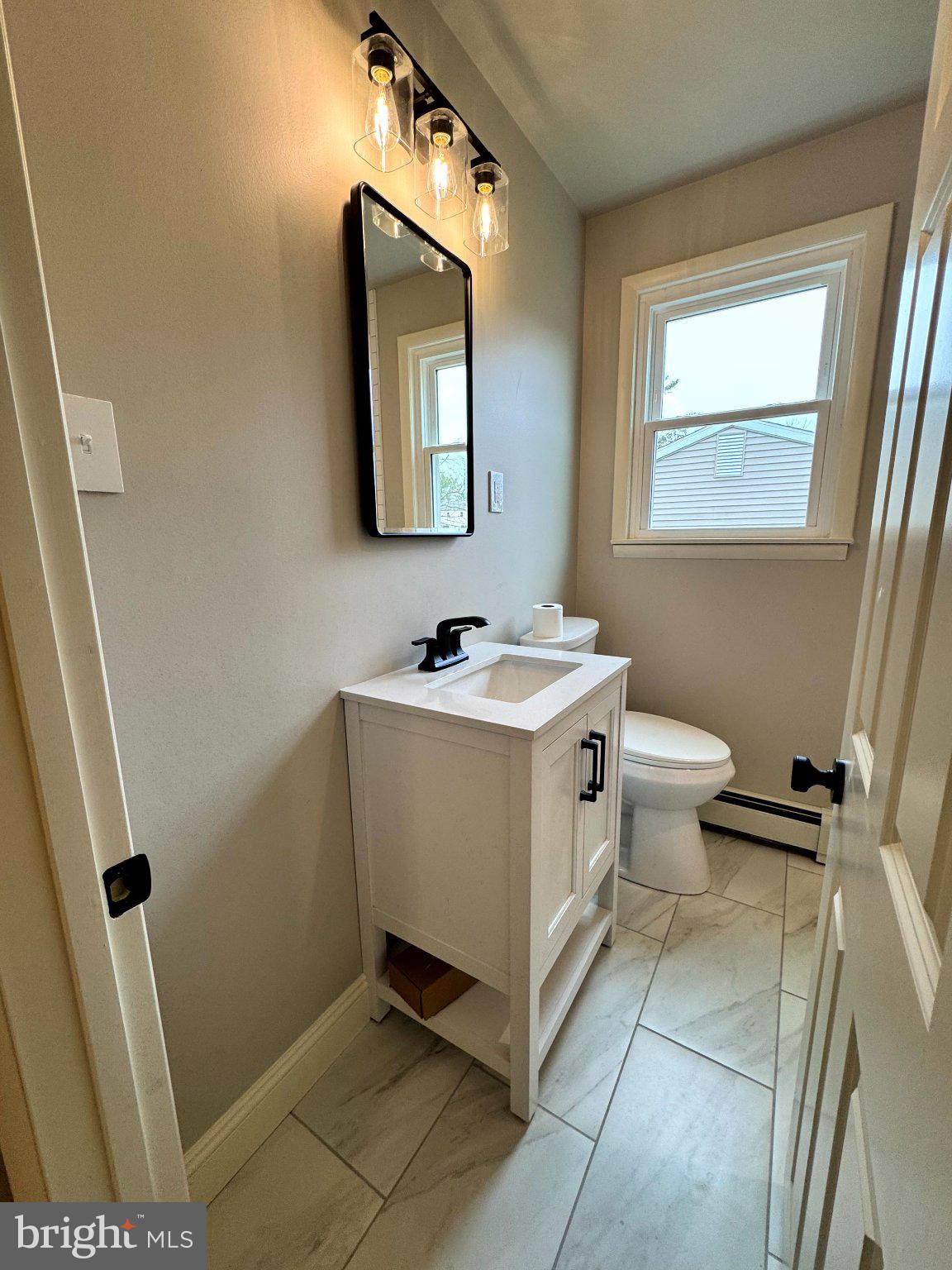 MEETINGHOUSE VIL - Residential