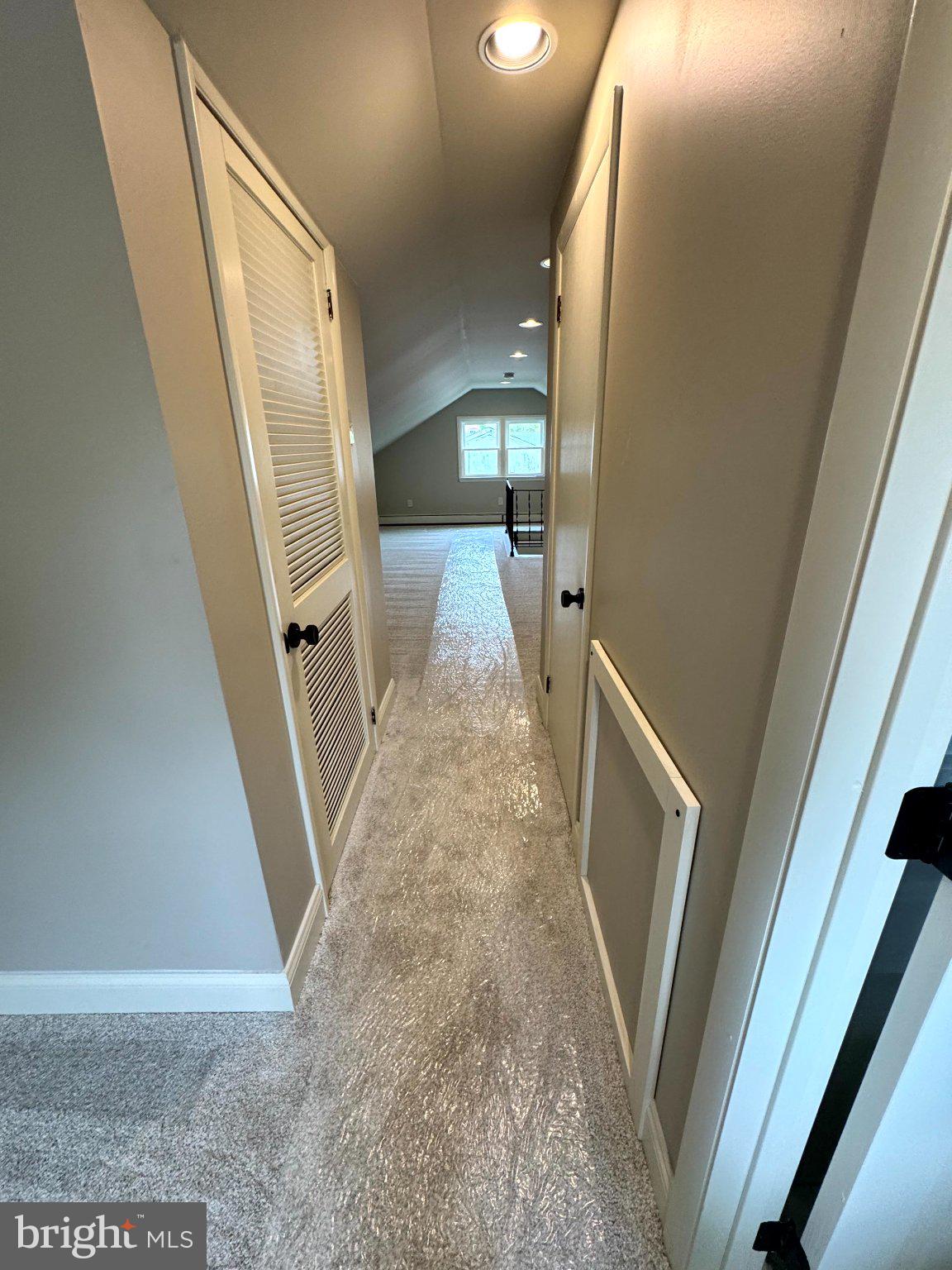 MEETINGHOUSE VIL - Residential