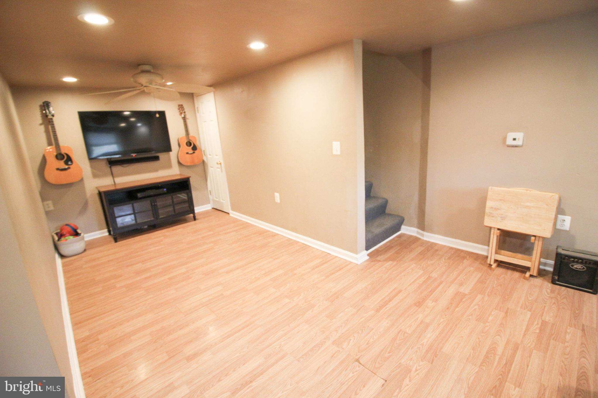 SWOVER CREEK - Residential