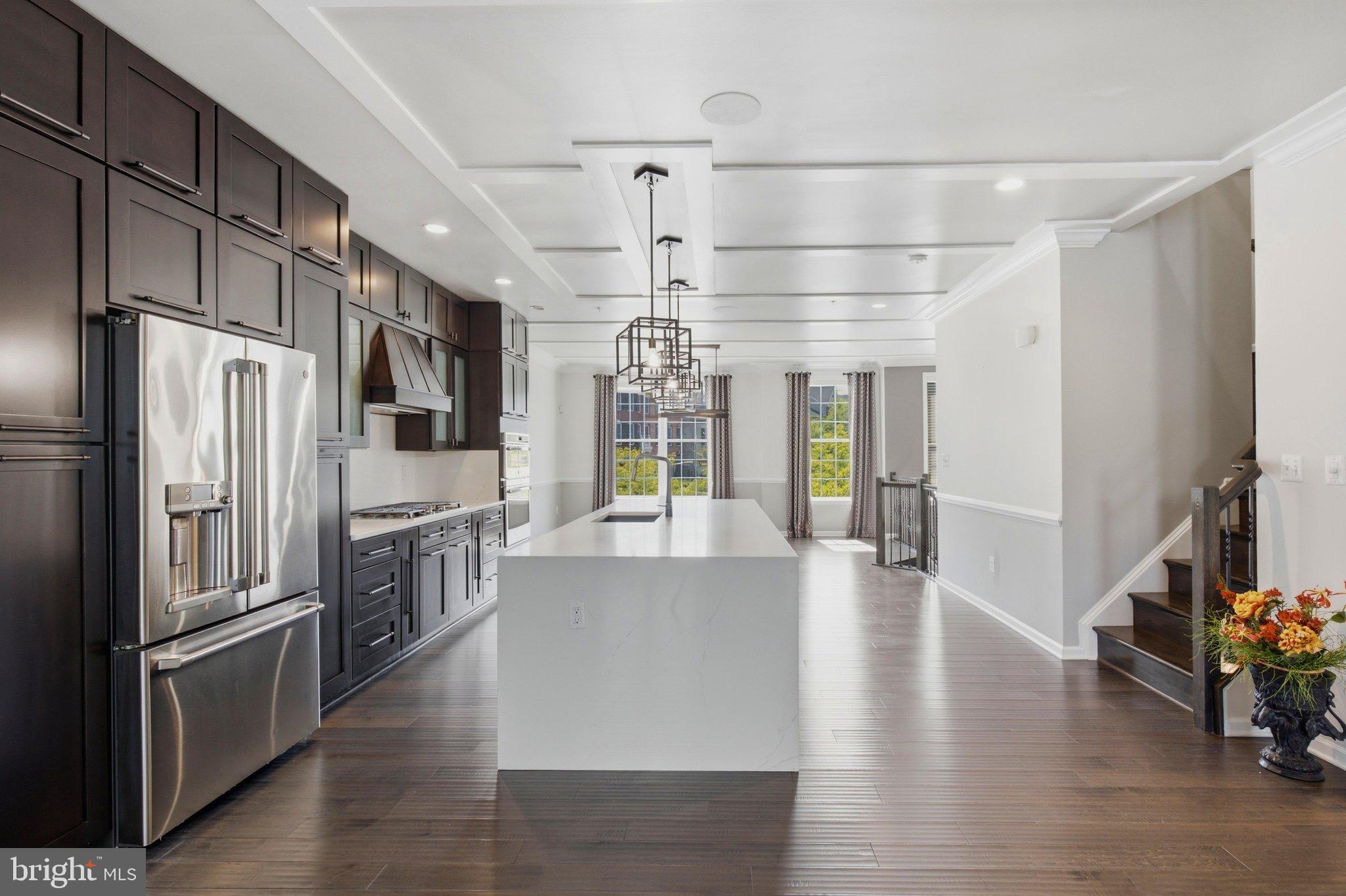 4322 THOROUGHBRED DRIVE