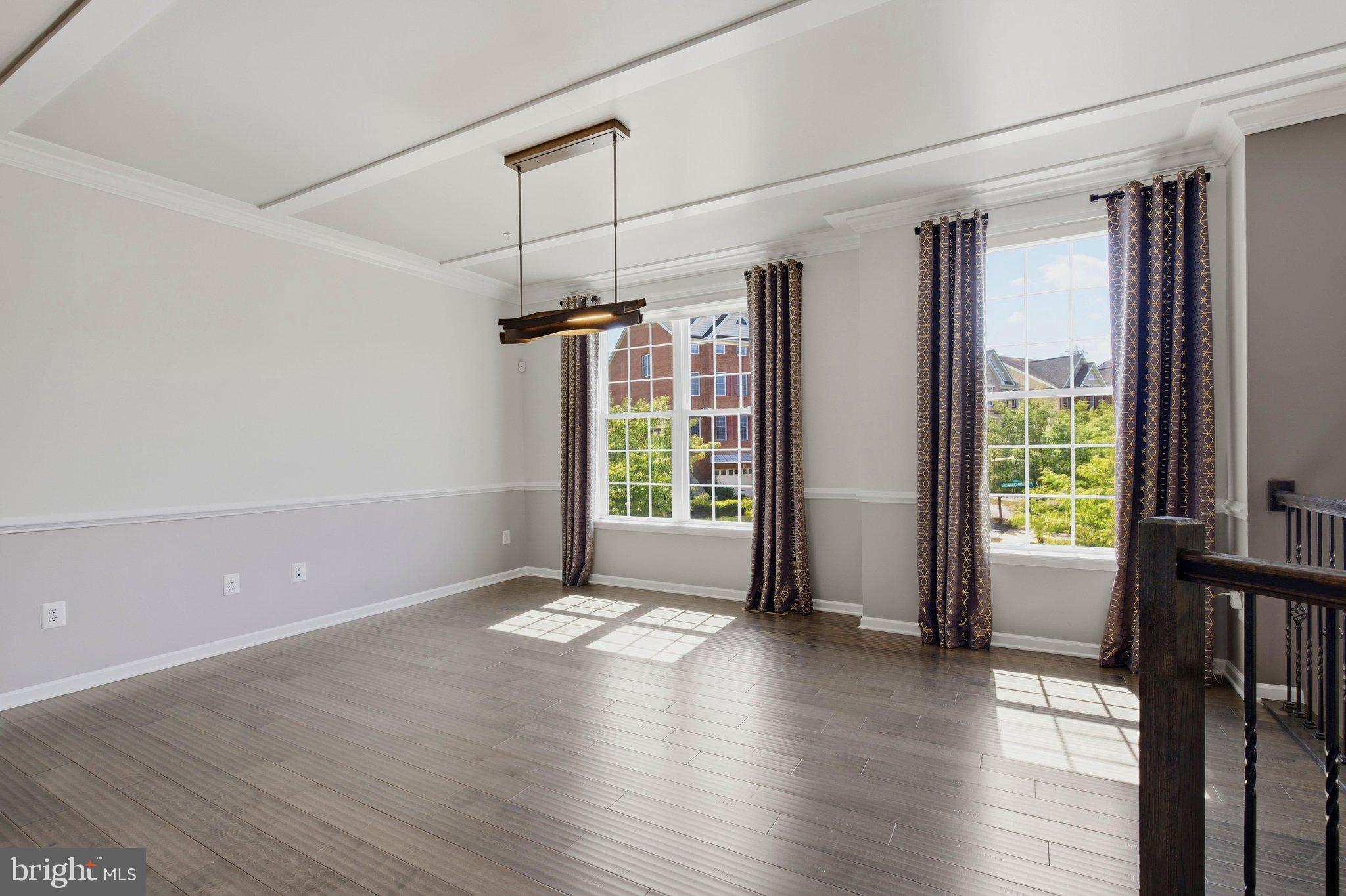 4322 THOROUGHBRED DRIVE