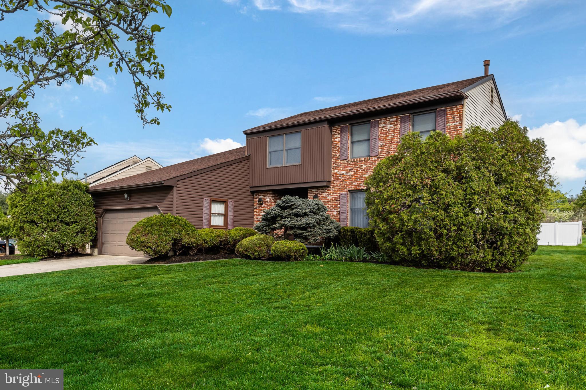 320 LONGSTONE DRIVE