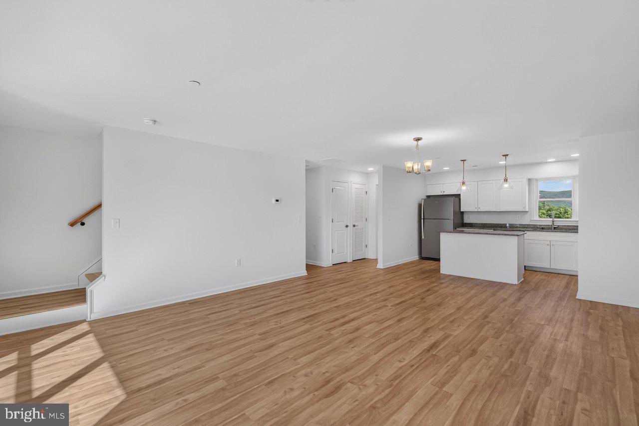 969 WOODSTOCK COMMONS DRIVE 104A