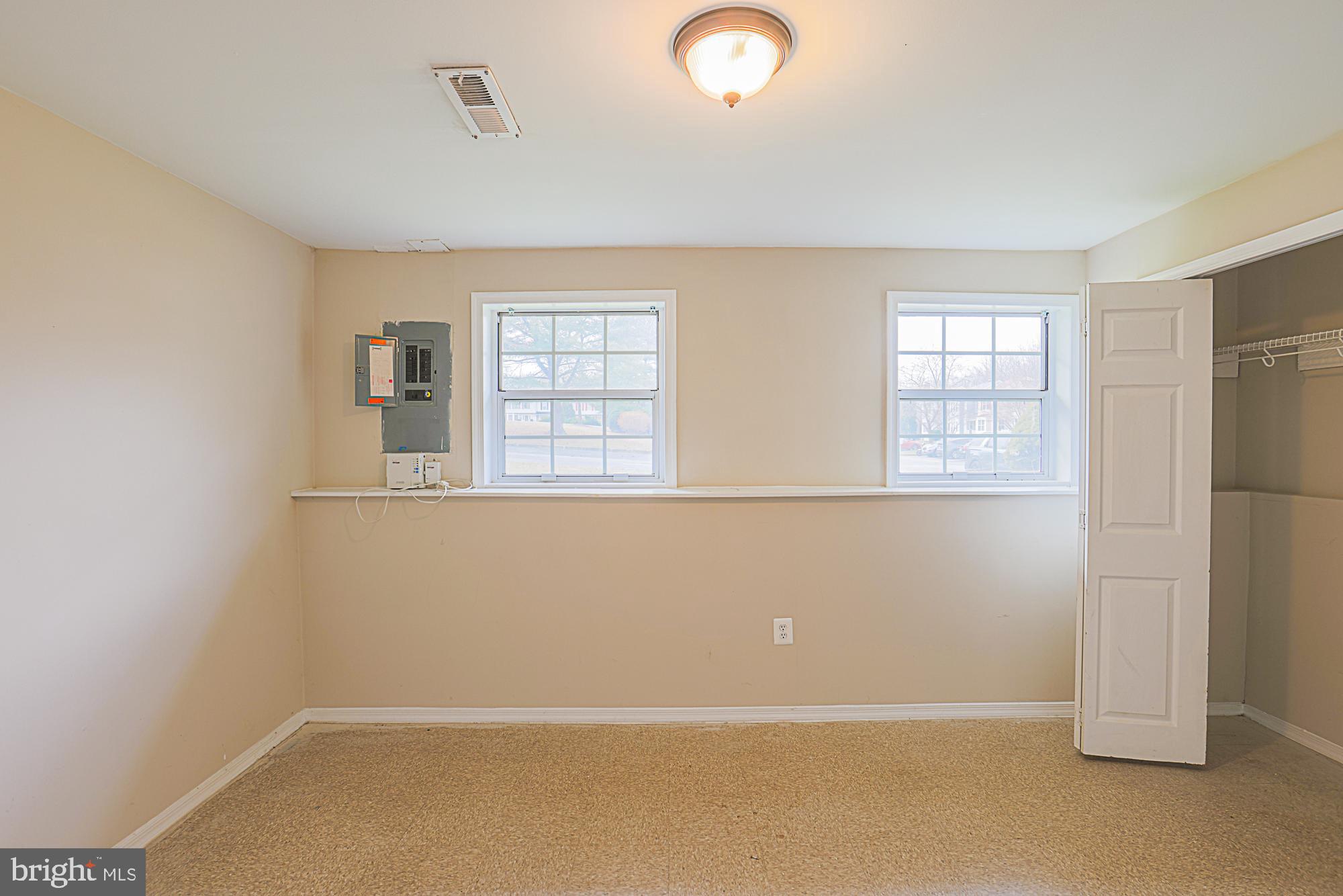 FOUNTAIN GLEN - Residential Lease