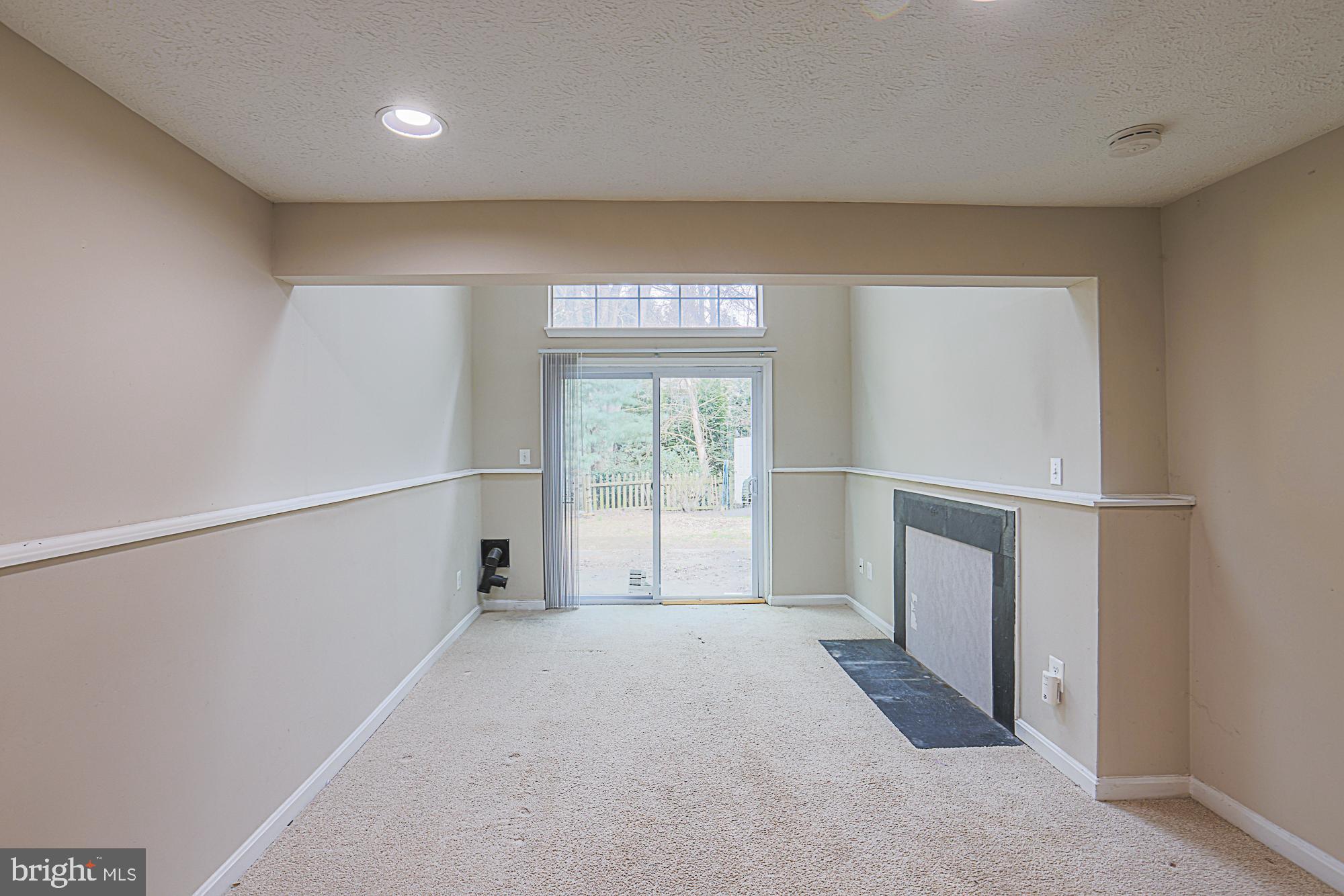 FOUNTAIN GLEN - Residential Lease