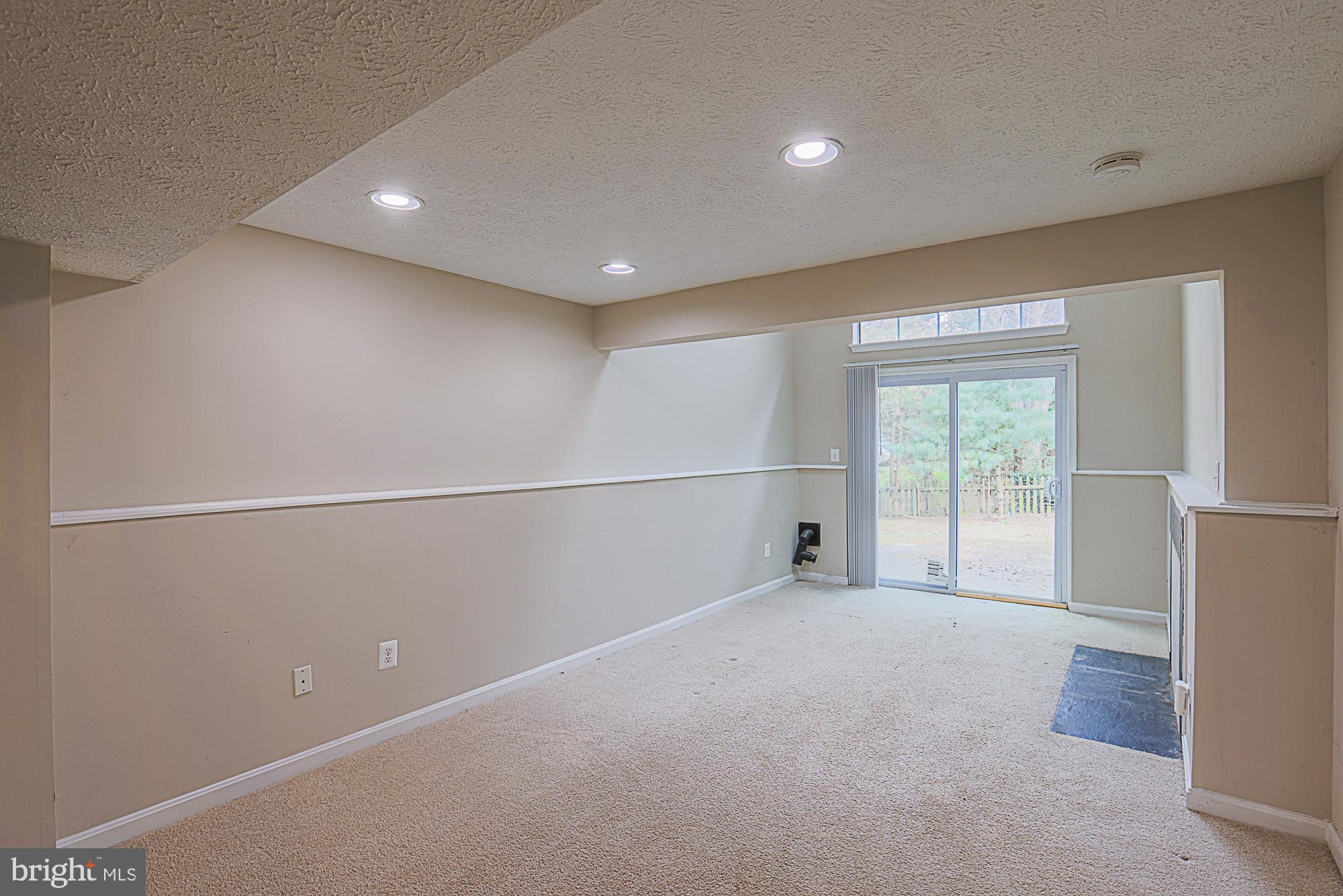 FOUNTAIN GLEN - Residential Lease