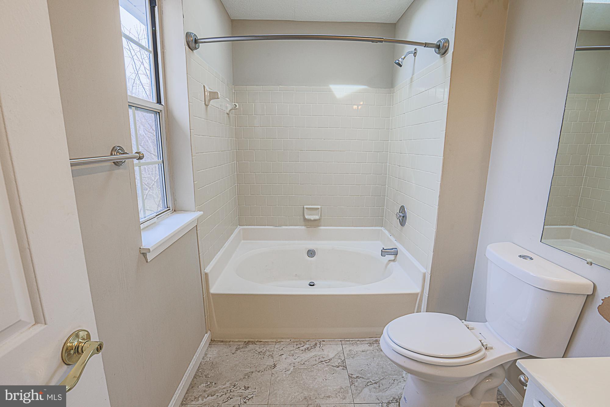 FOUNTAIN GLEN - Residential Lease