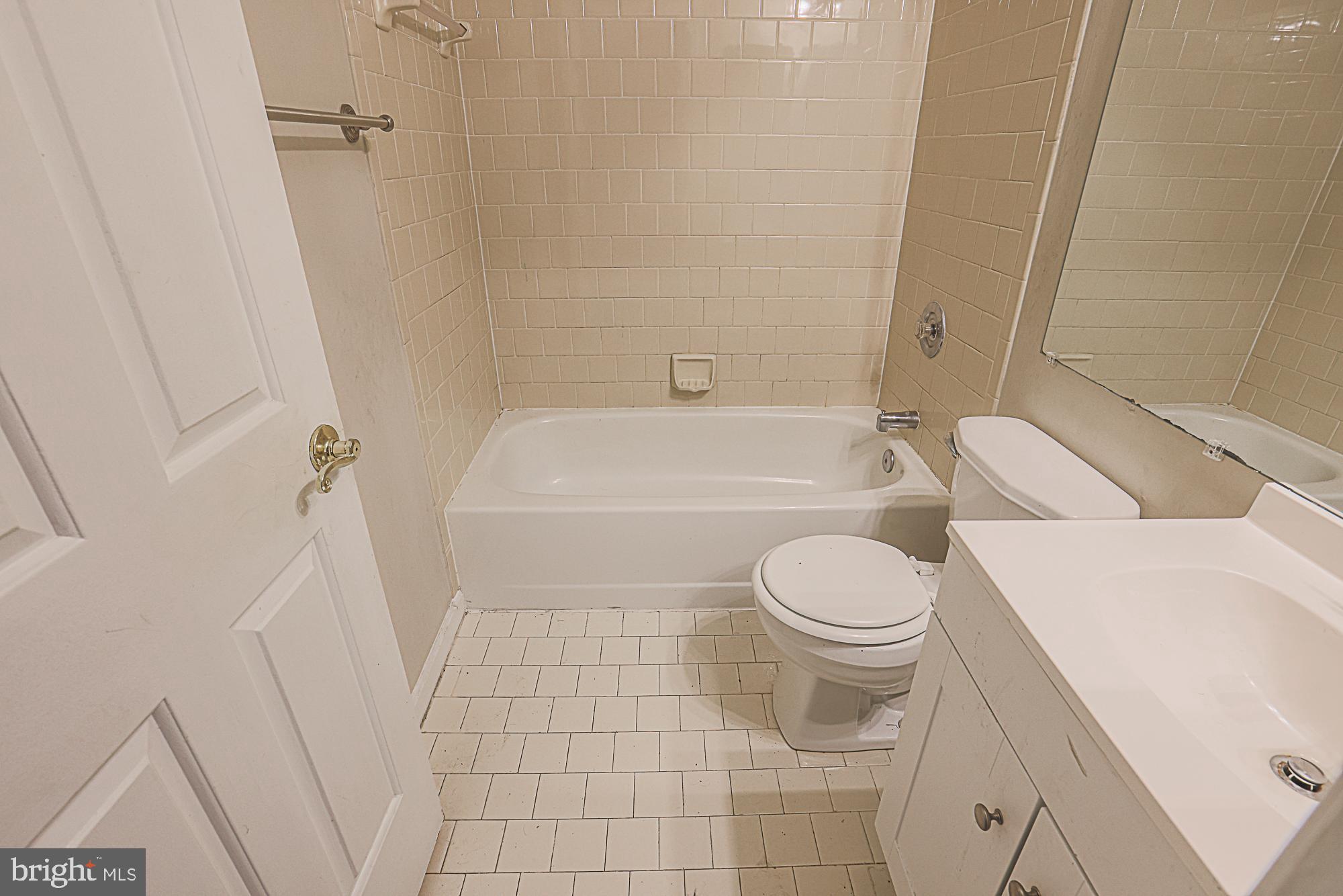 FOUNTAIN GLEN - Residential Lease