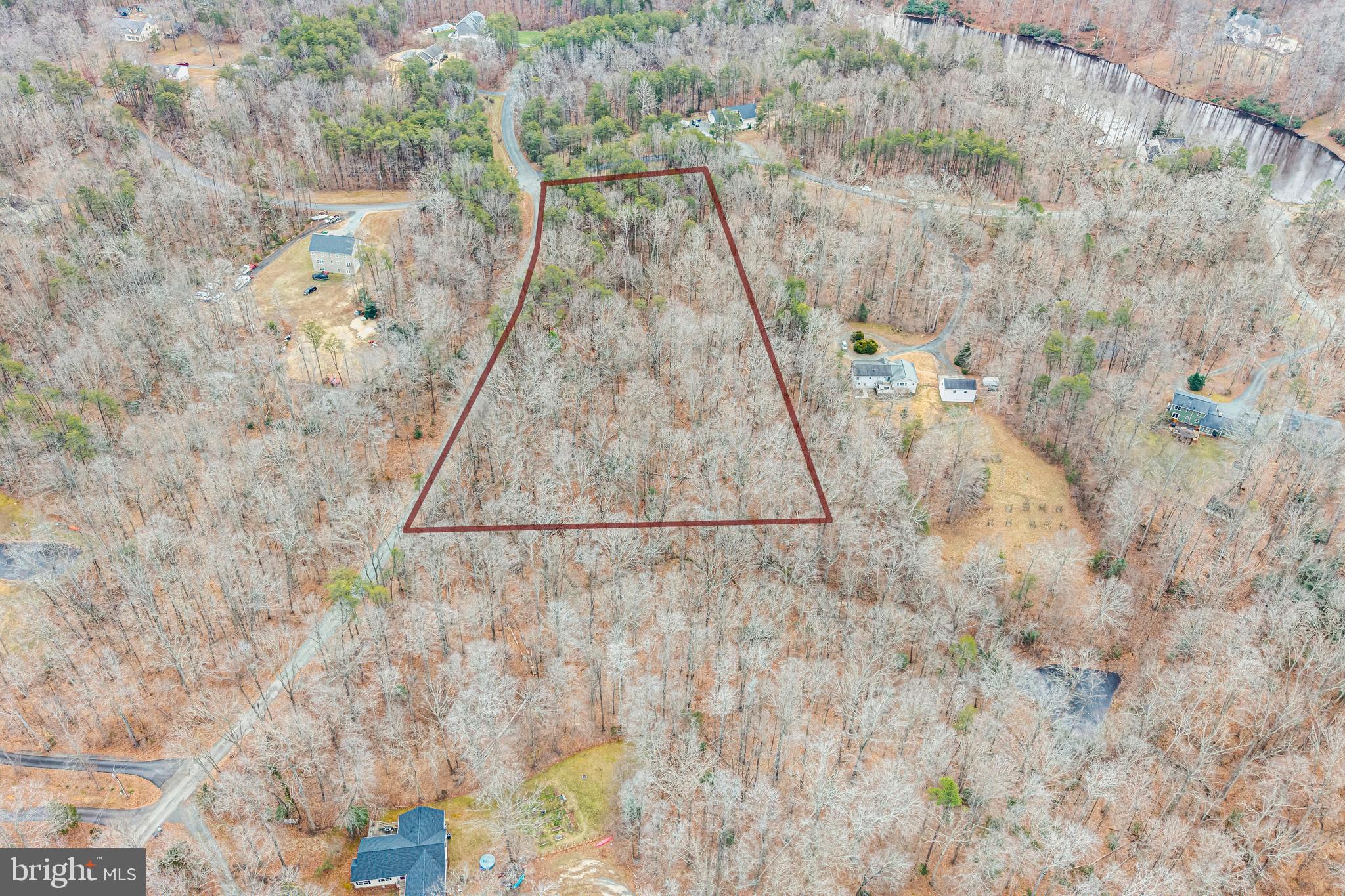 HARTLAKE ESTATES - Land