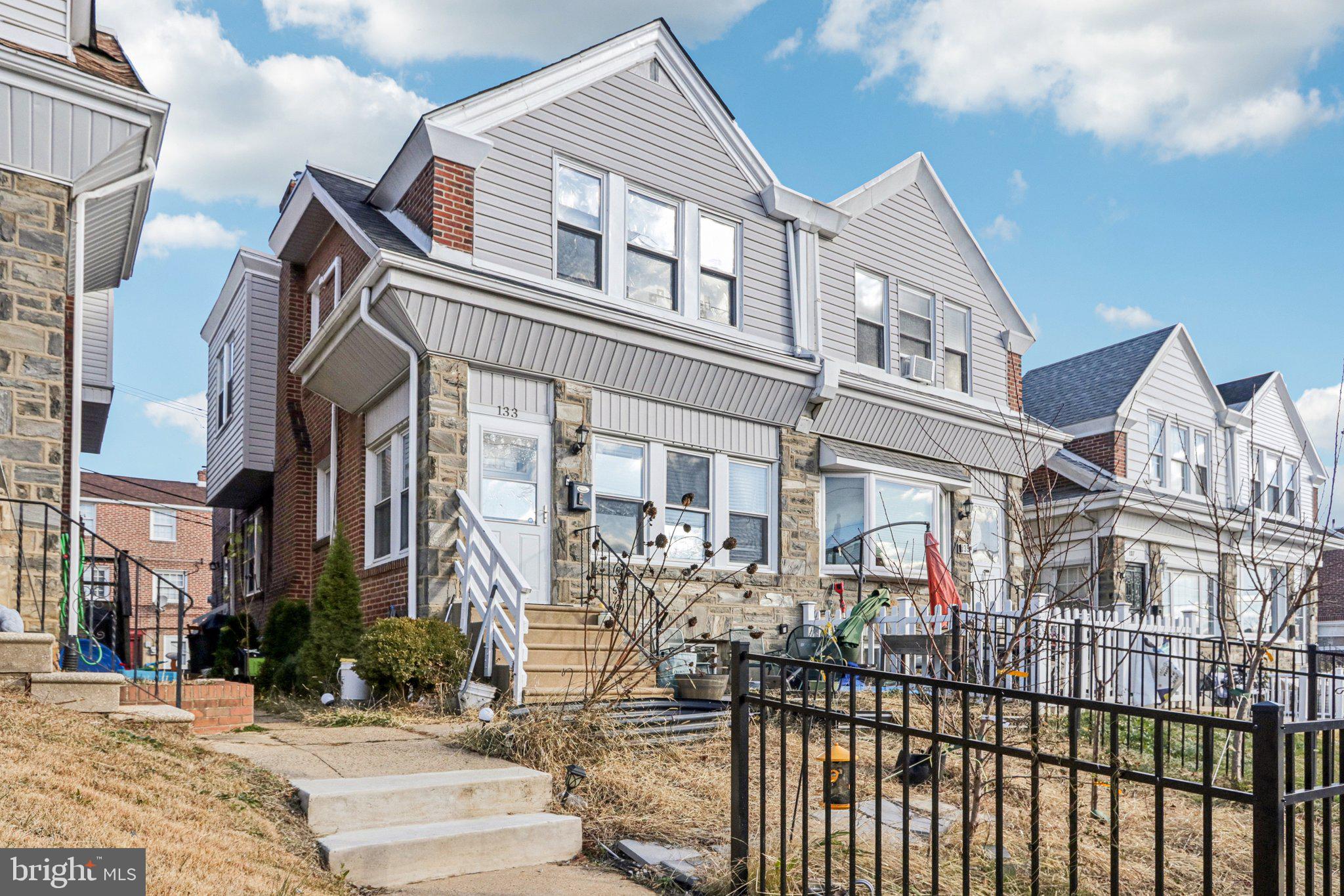 SOUTH HILLS PARK - Residential