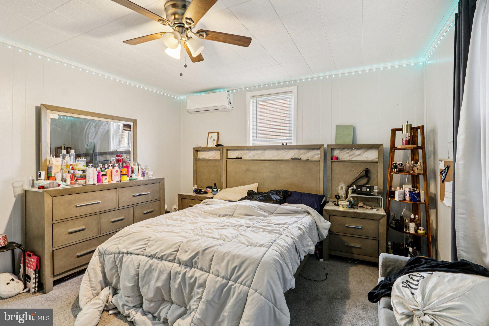 SOUTH HILLS PARK - Residential