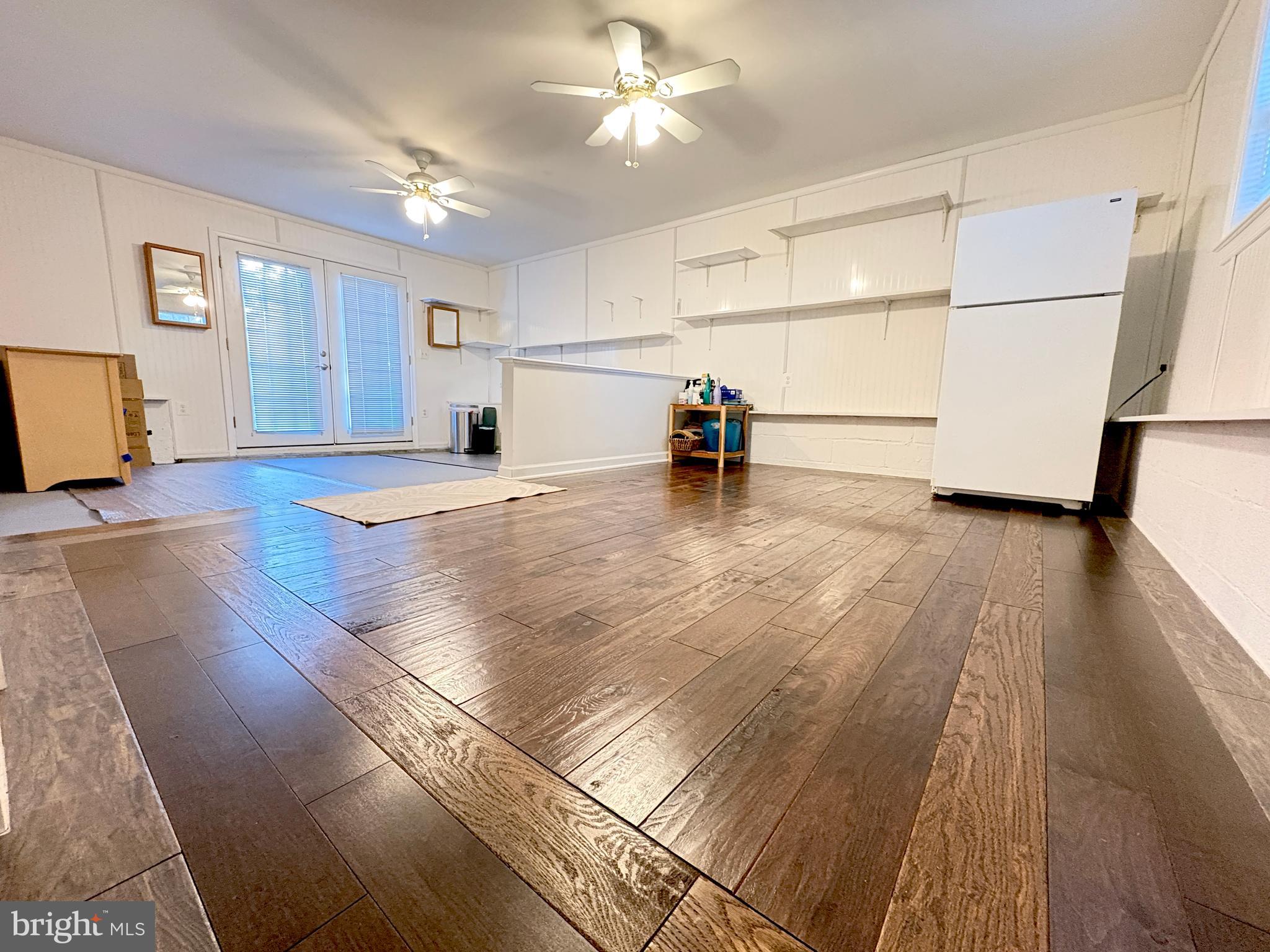 LIBERIA - Residential