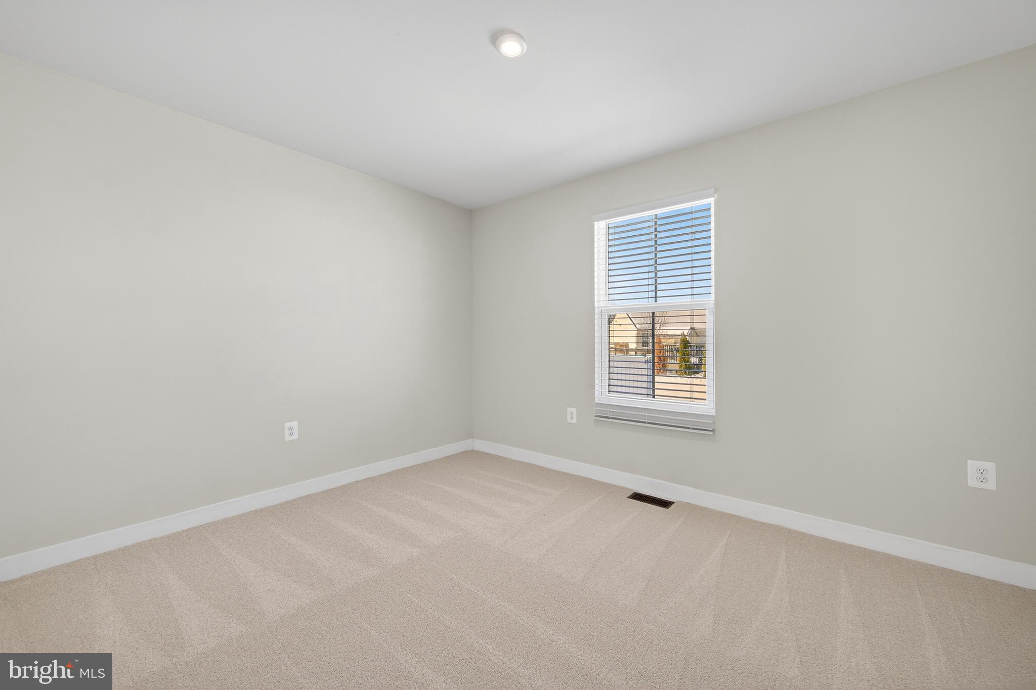 ARCADIA SPRINGS - Residential