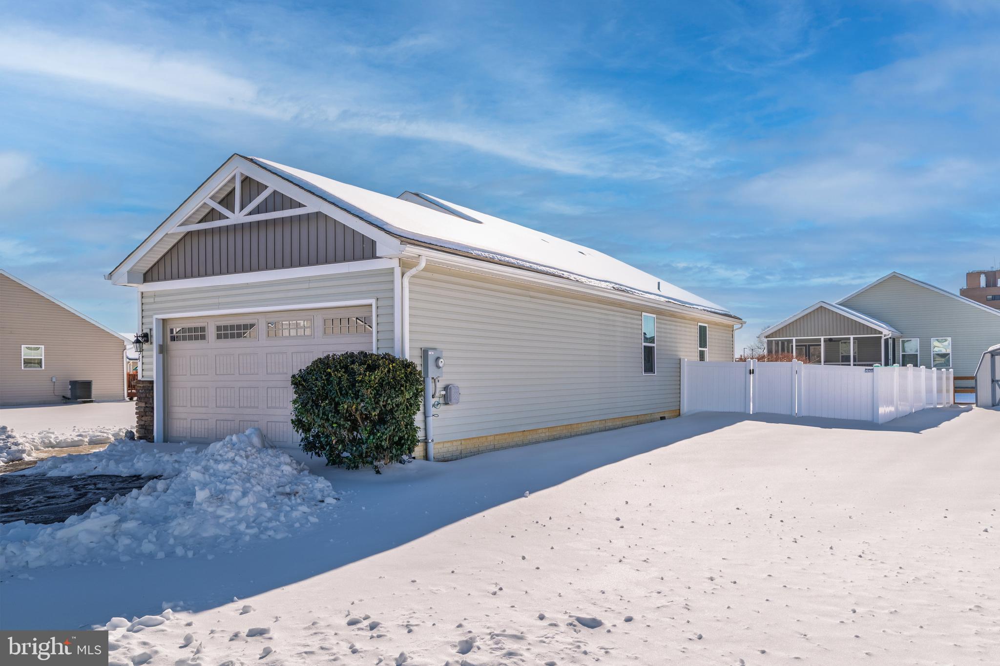 ARCADIA SPRINGS - Residential