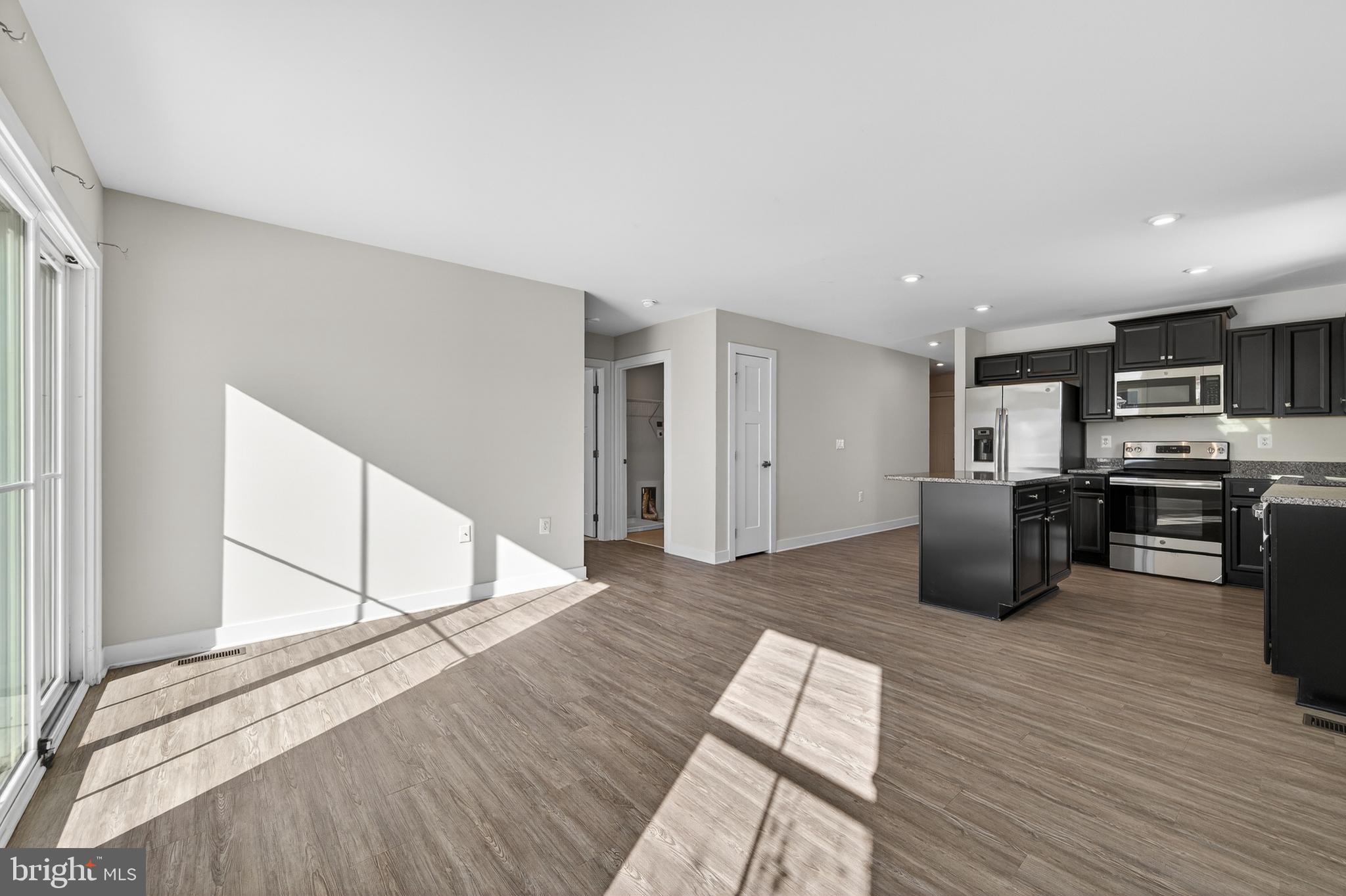 ARCADIA SPRINGS - Residential