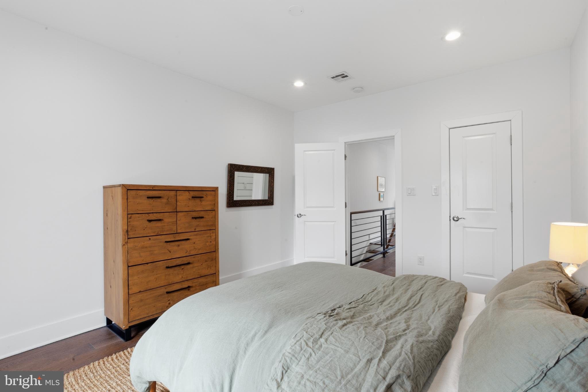 GERMANTOWN (WEST) - Residential