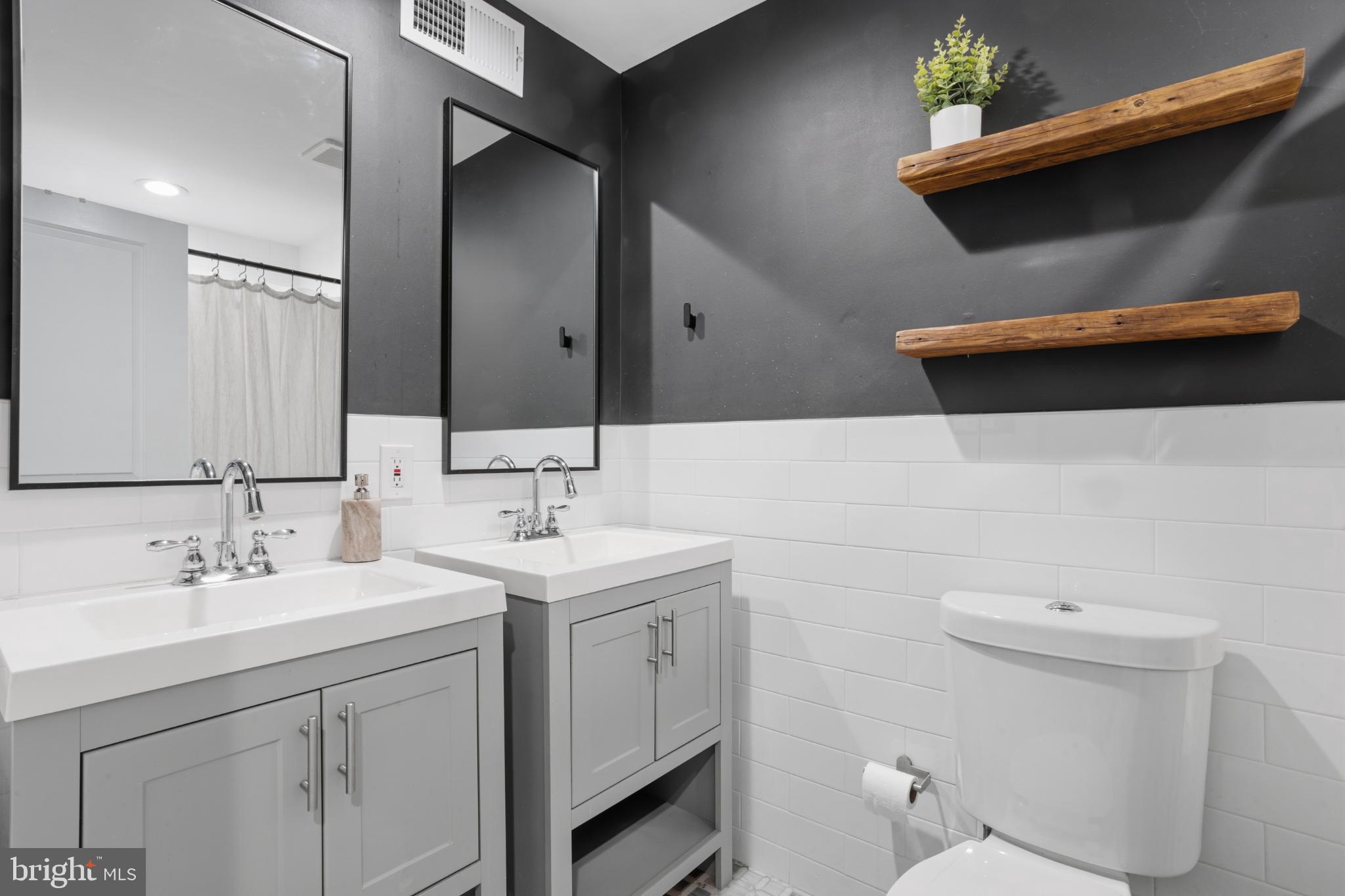 GERMANTOWN (WEST) - Residential