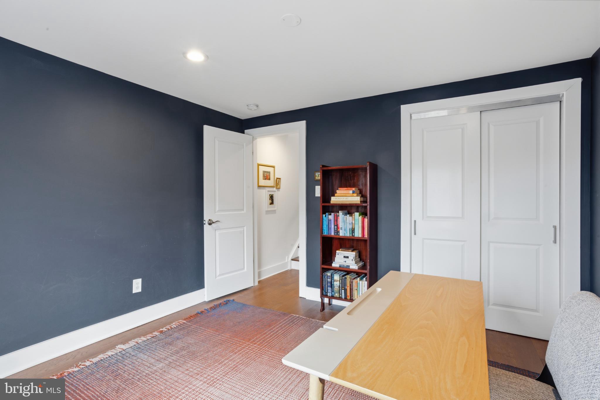 GERMANTOWN (WEST) - Residential