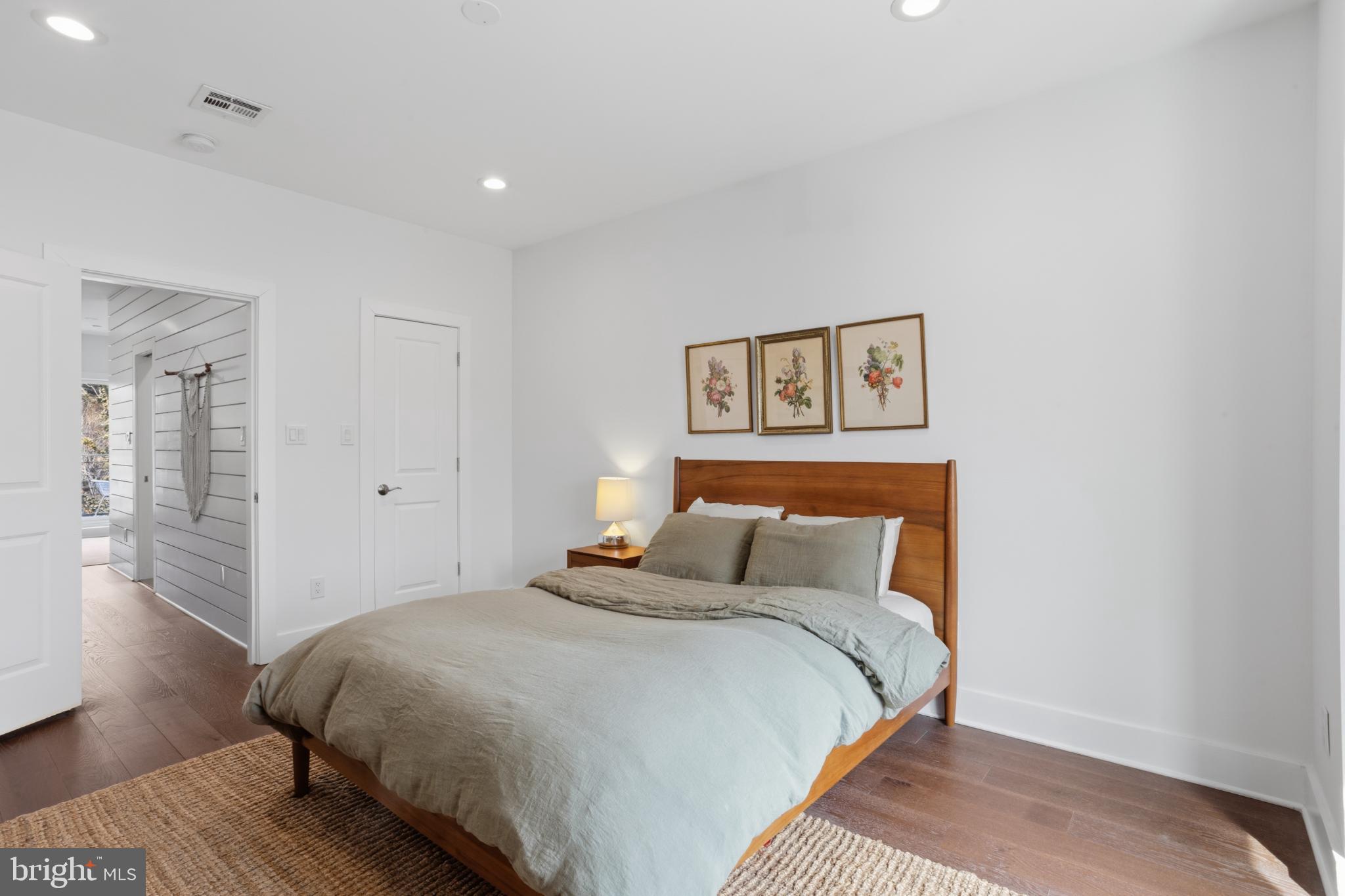 GERMANTOWN (WEST) - Residential