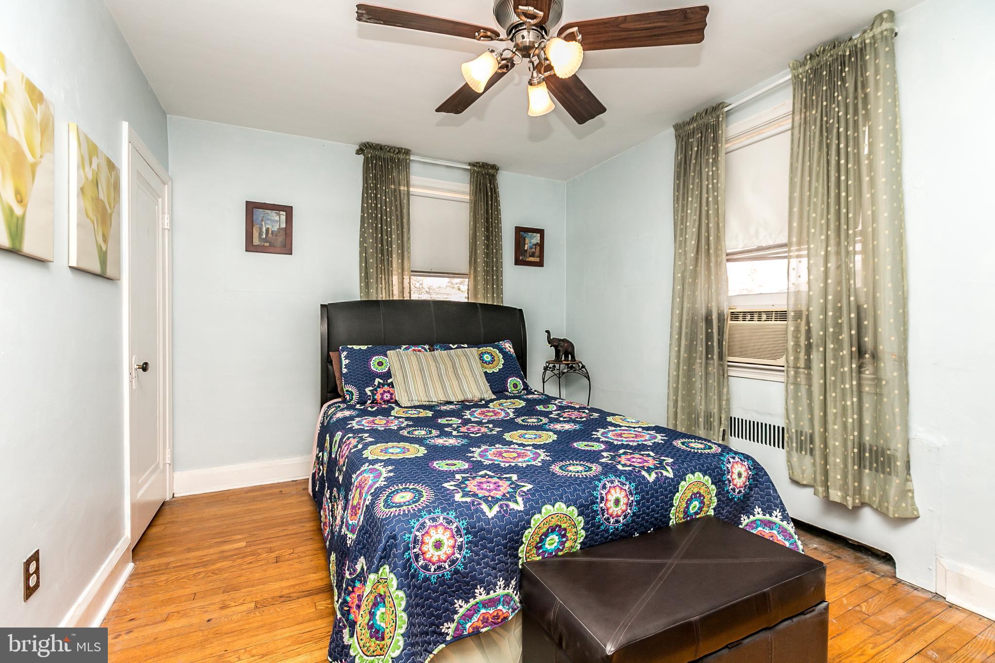 PARKVILLE - Residential