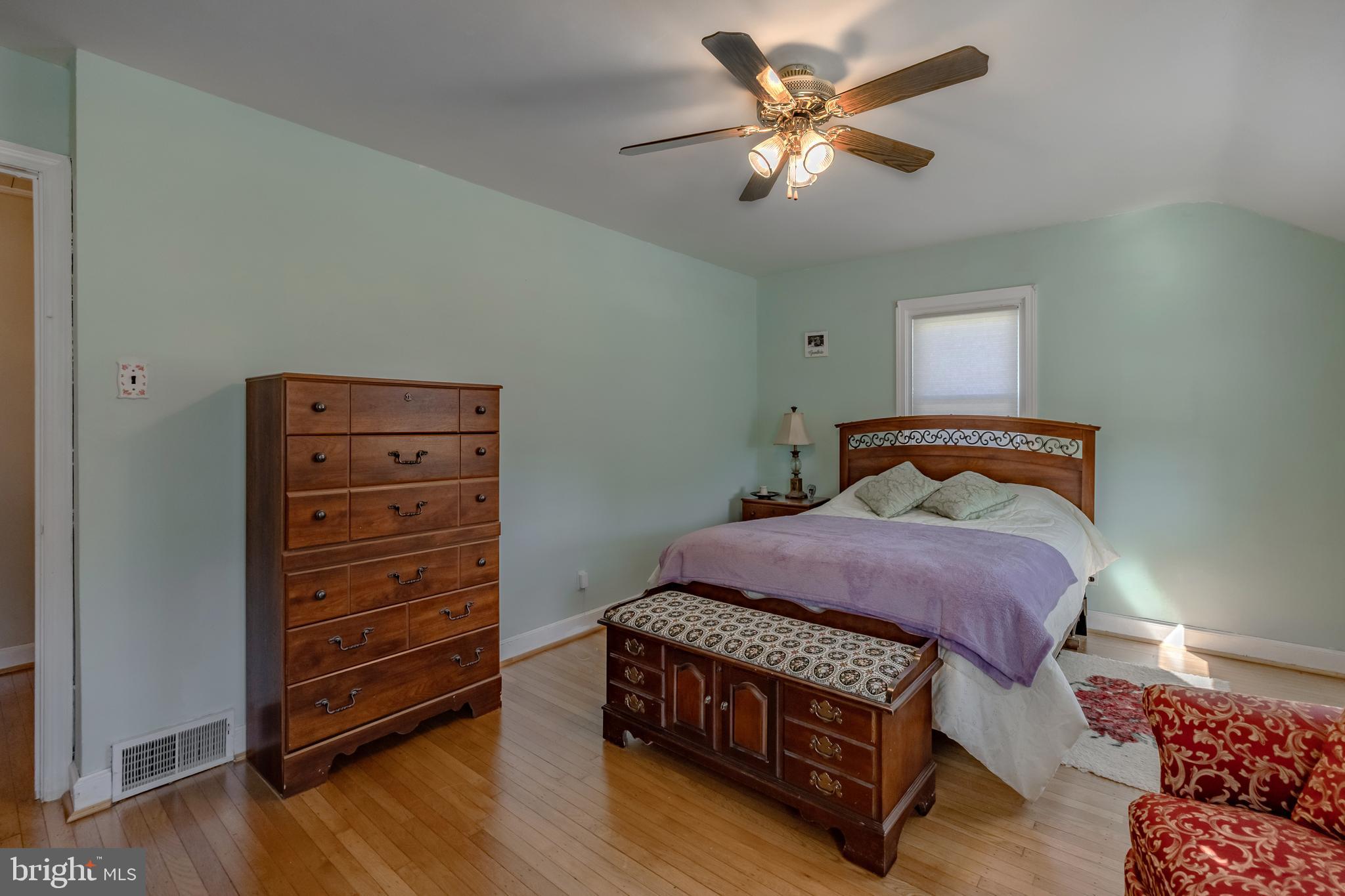 LYNNWOOD - Residential