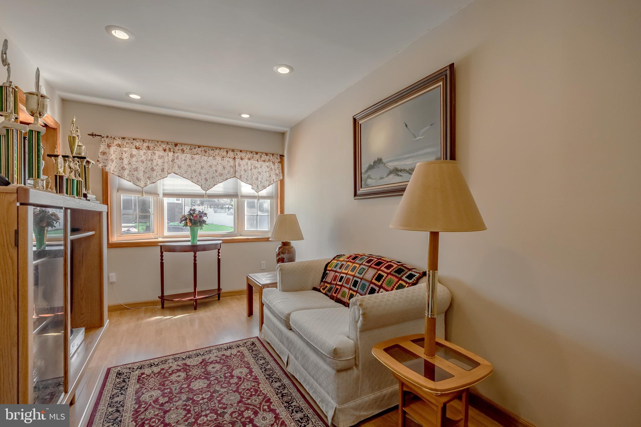 LYNNWOOD - Residential