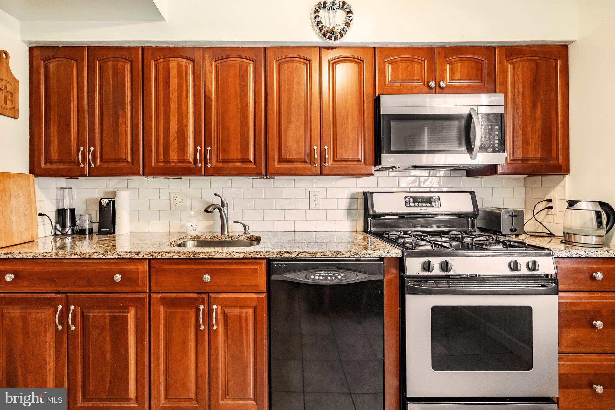 LYNNWOOD - Residential