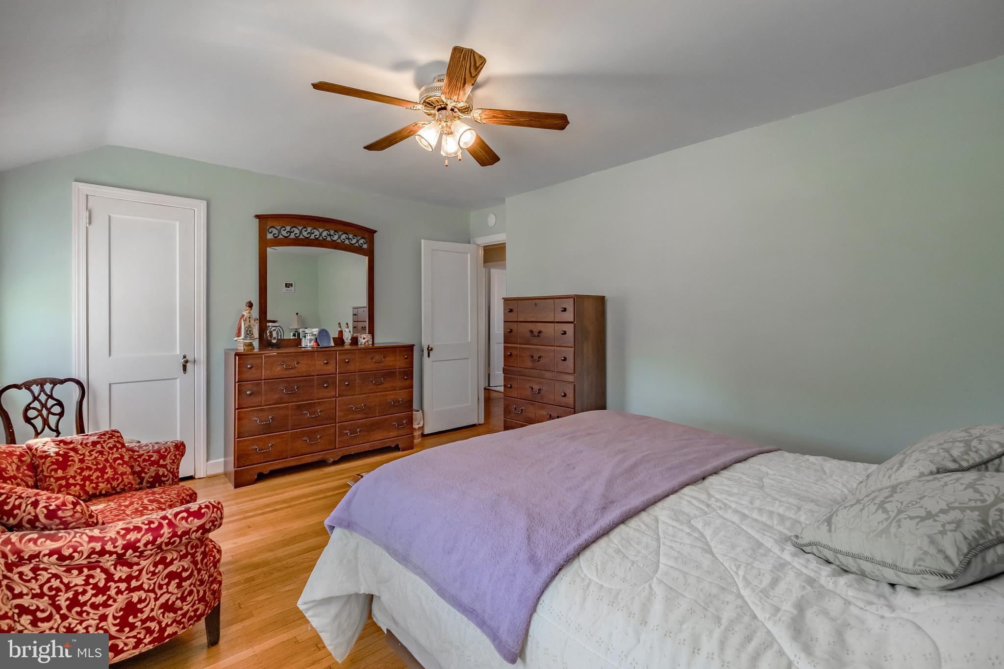 LYNNWOOD - Residential