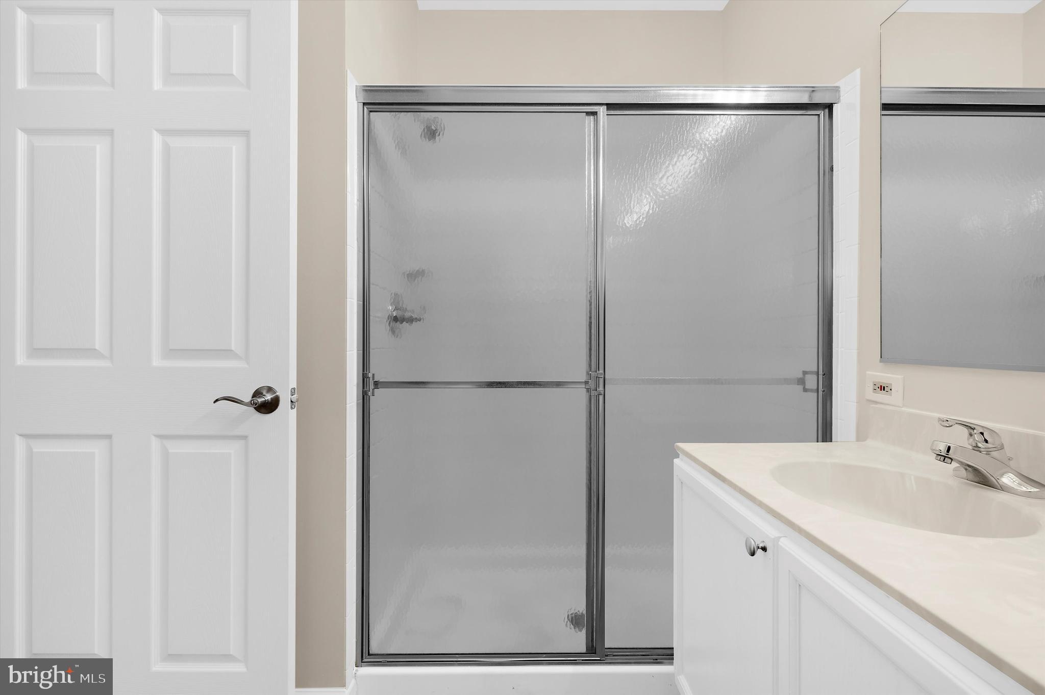 TIDEWATER COLONY - Residential Lease