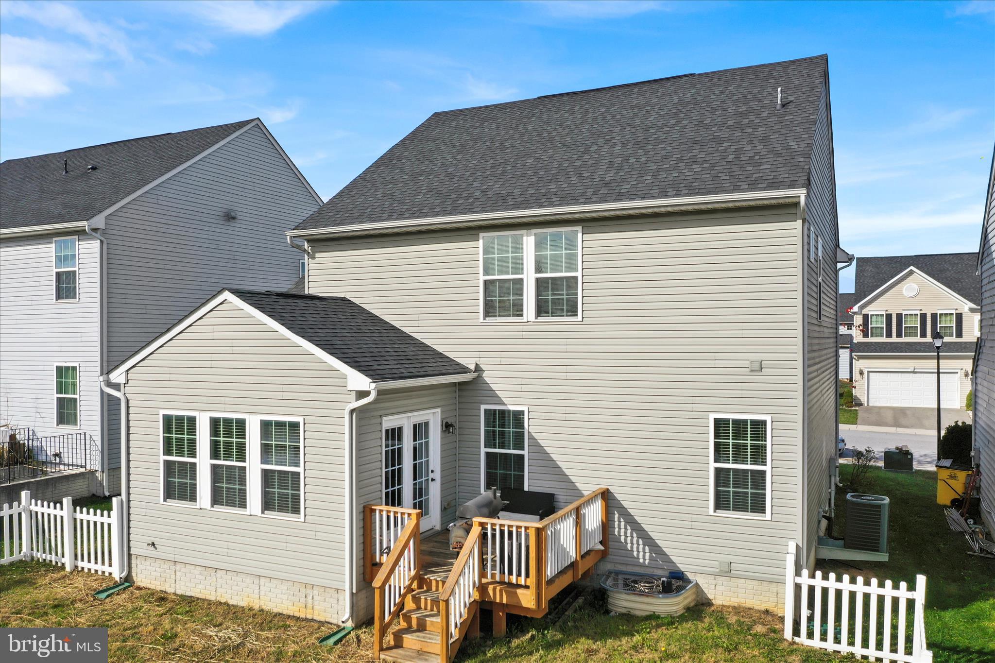 POTOMAC STATION - Residential