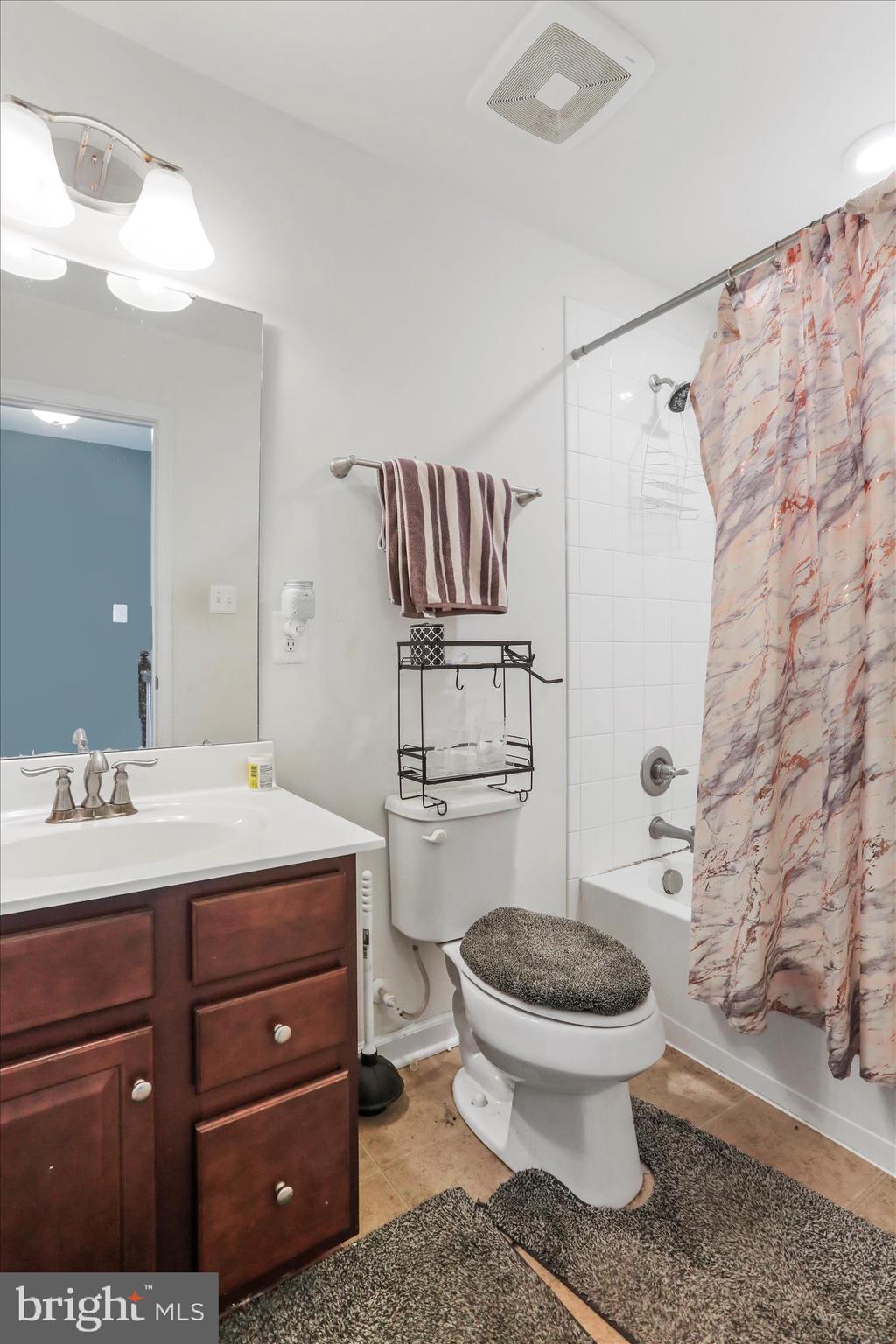 POTOMAC STATION - Residential