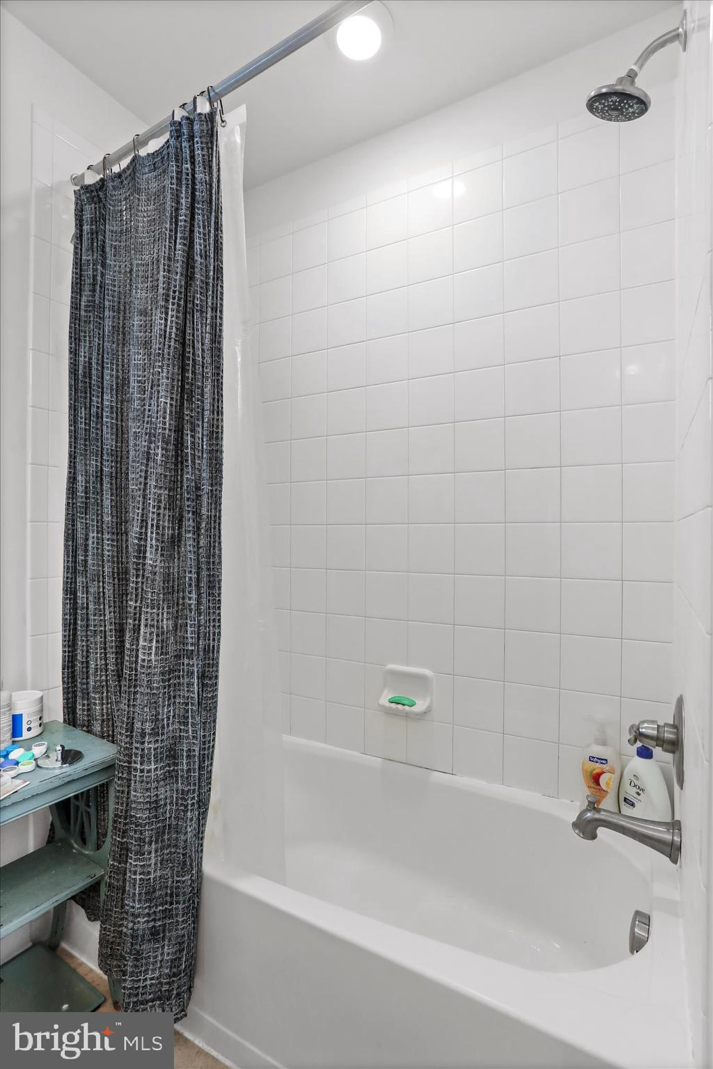 POTOMAC STATION - Residential