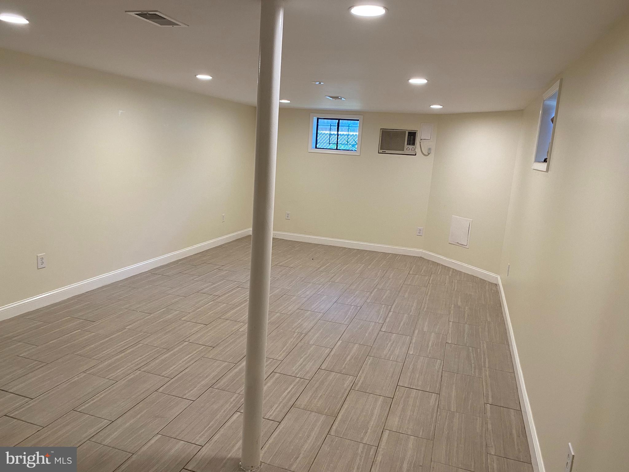 GREEN VALLEY - Residential Lease