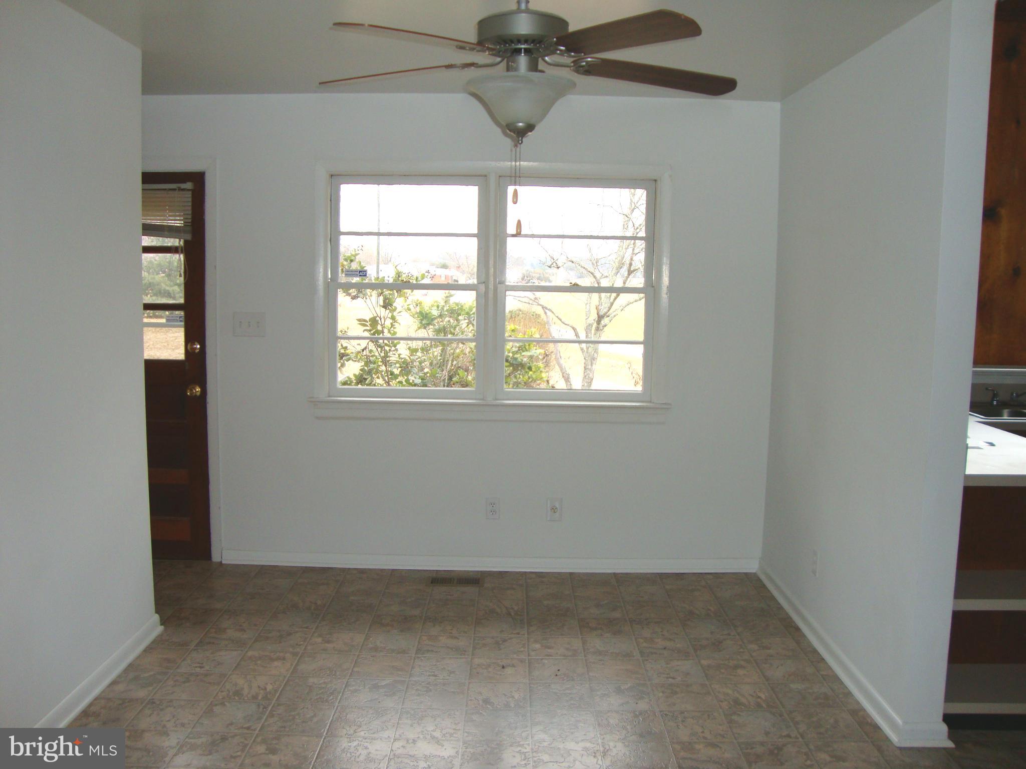 SHERWOOD FOREST - Residential Lease