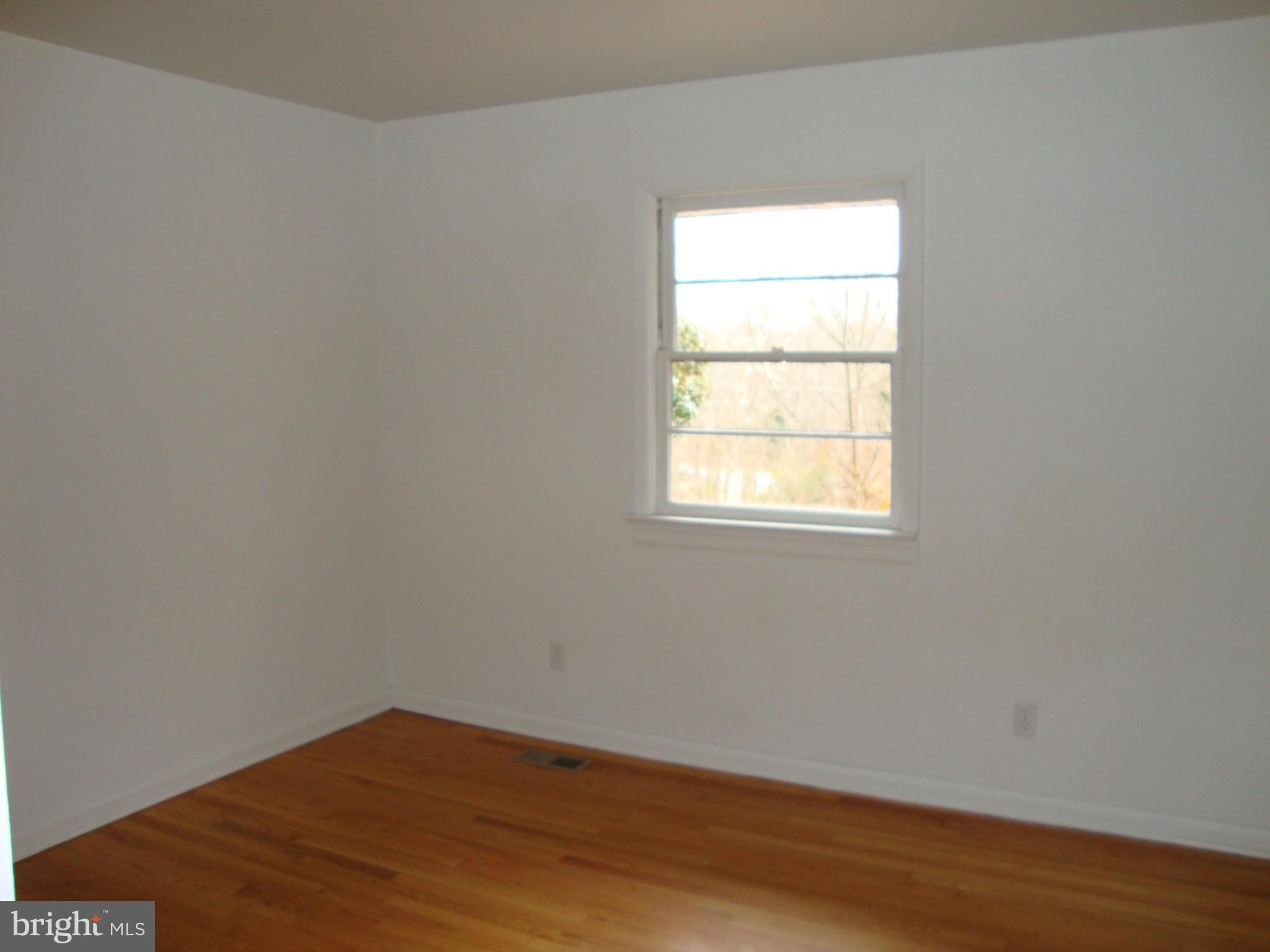 SHERWOOD FOREST - Residential Lease