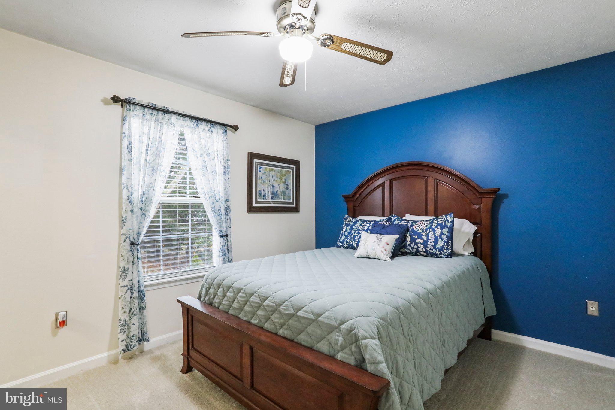 OPEQUON MEADOWS - Residential