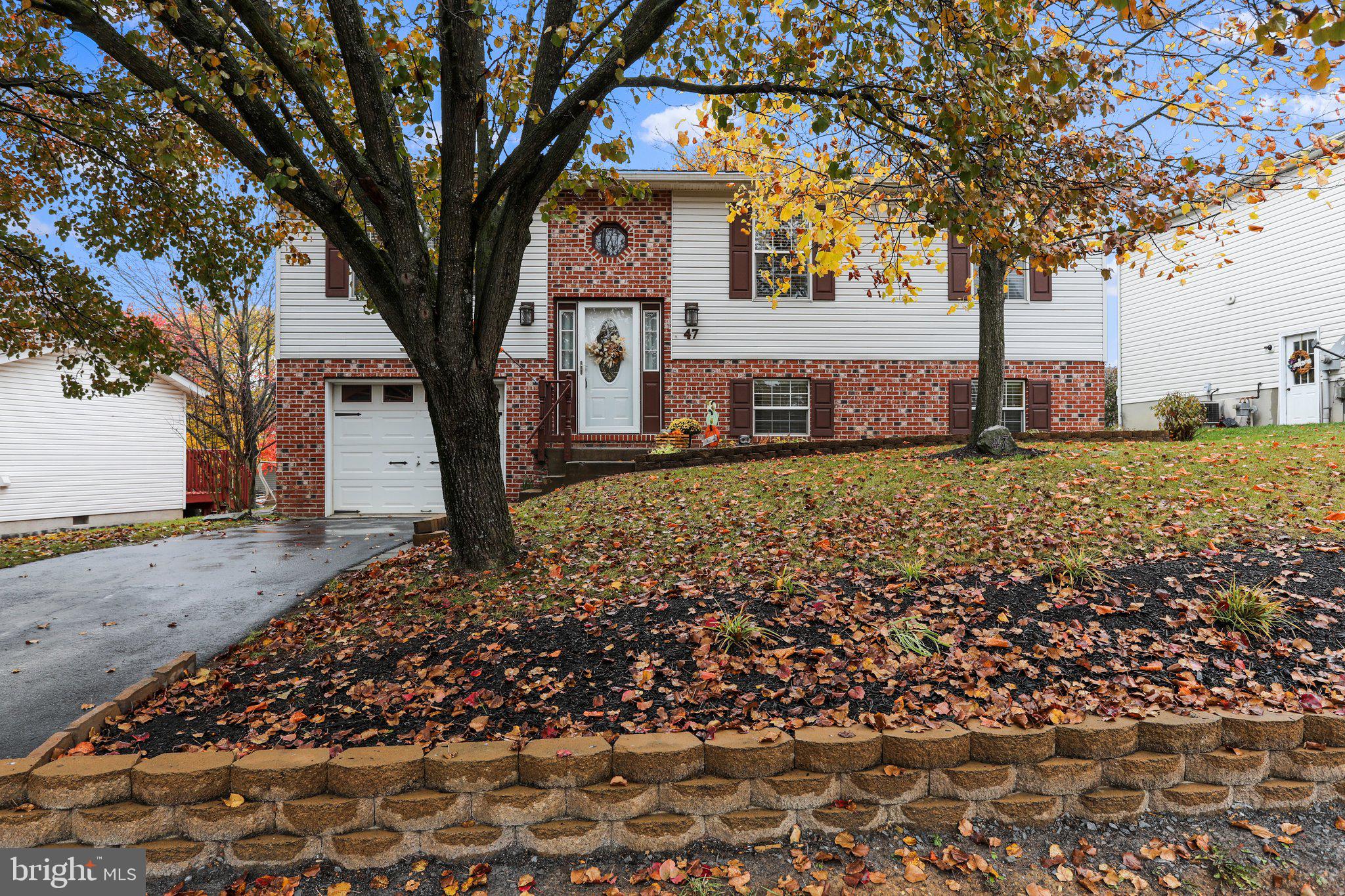 OPEQUON MEADOWS - Residential