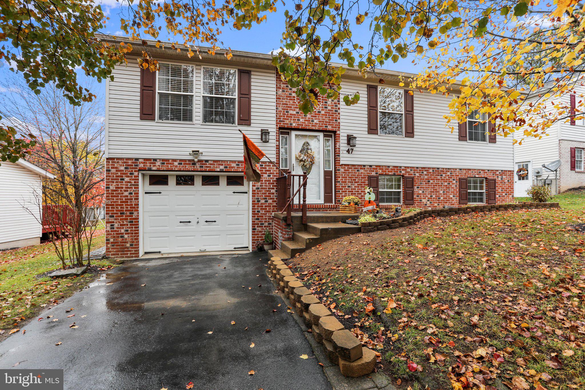 OPEQUON MEADOWS - Residential