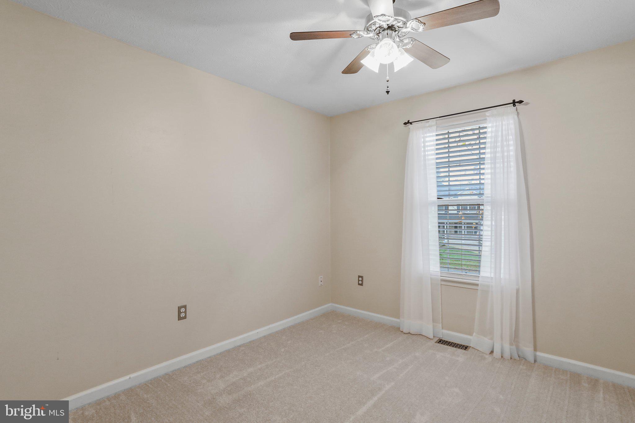 OPEQUON MEADOWS - Residential