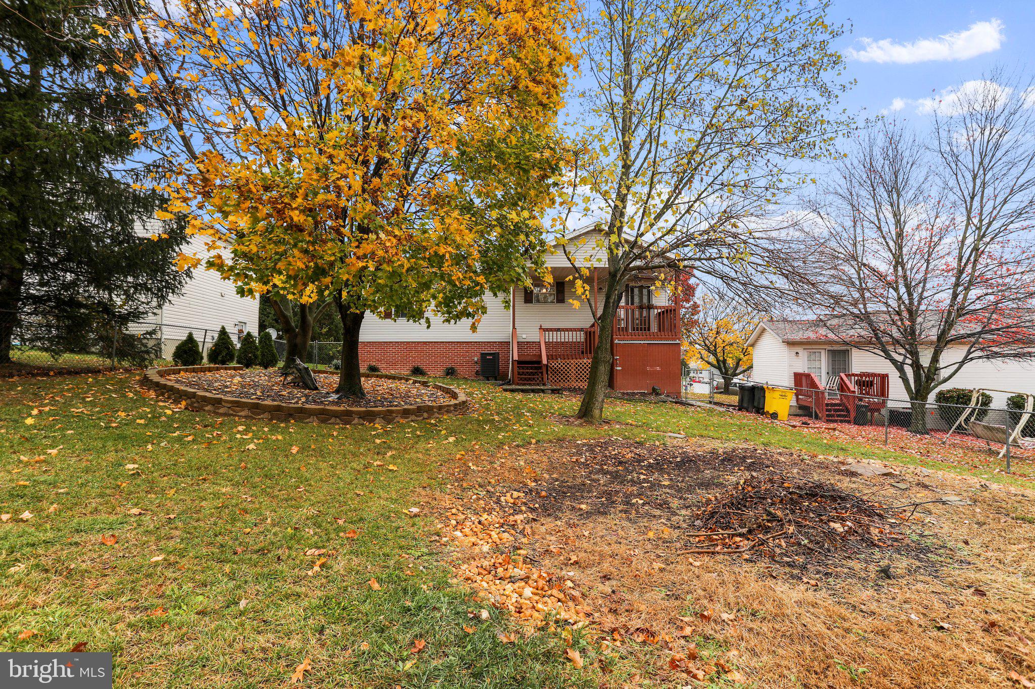 OPEQUON MEADOWS - Residential