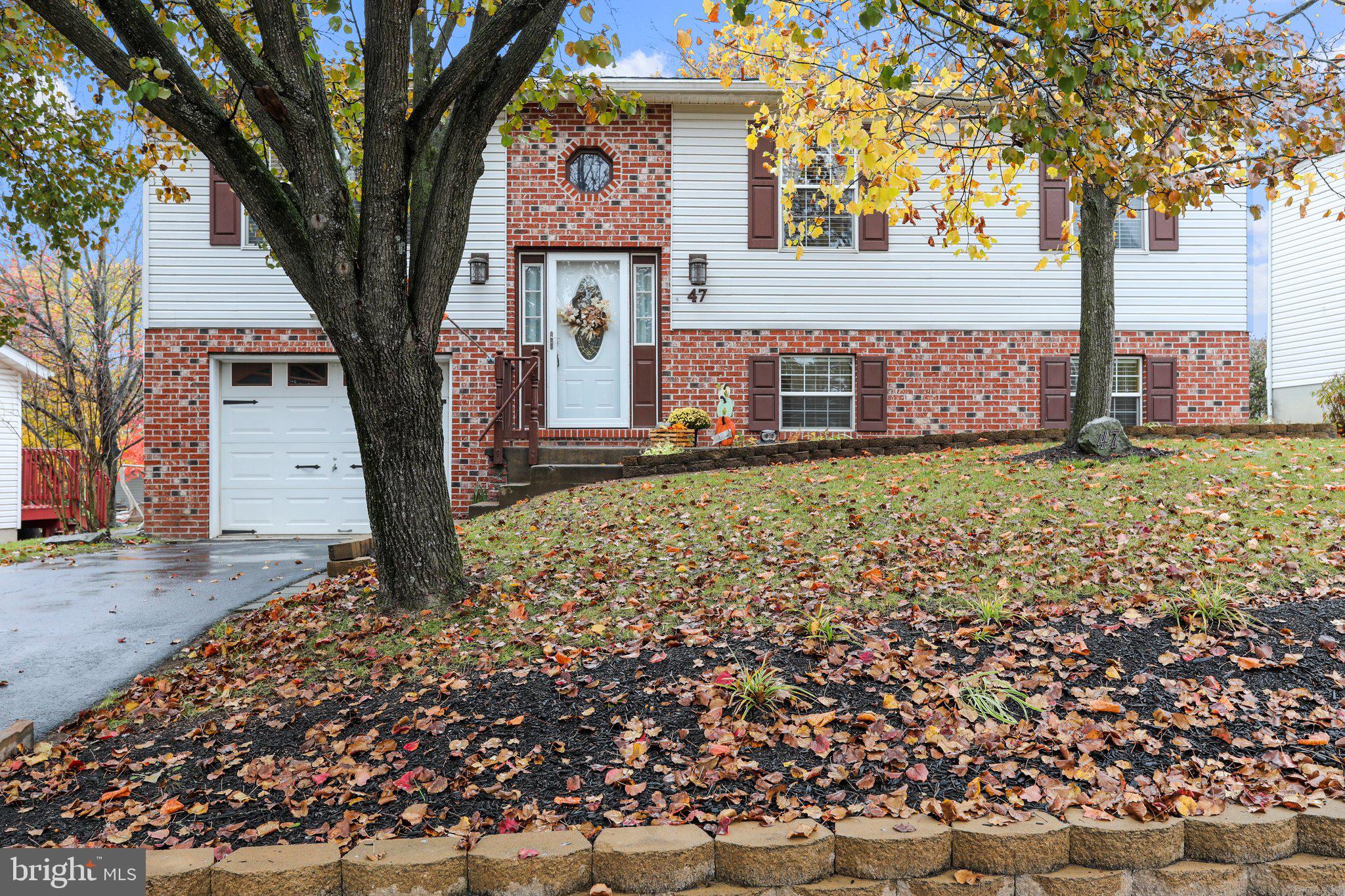 OPEQUON MEADOWS - Residential