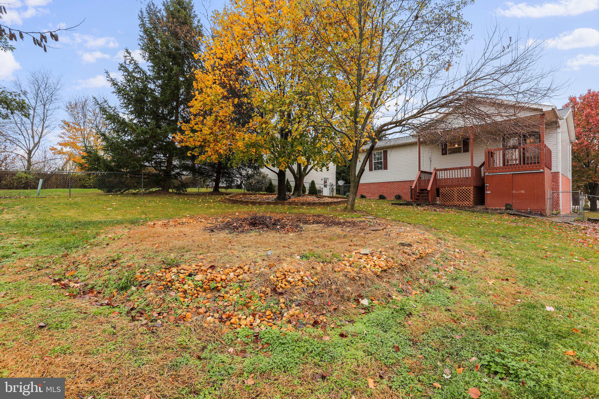 OPEQUON MEADOWS - Residential