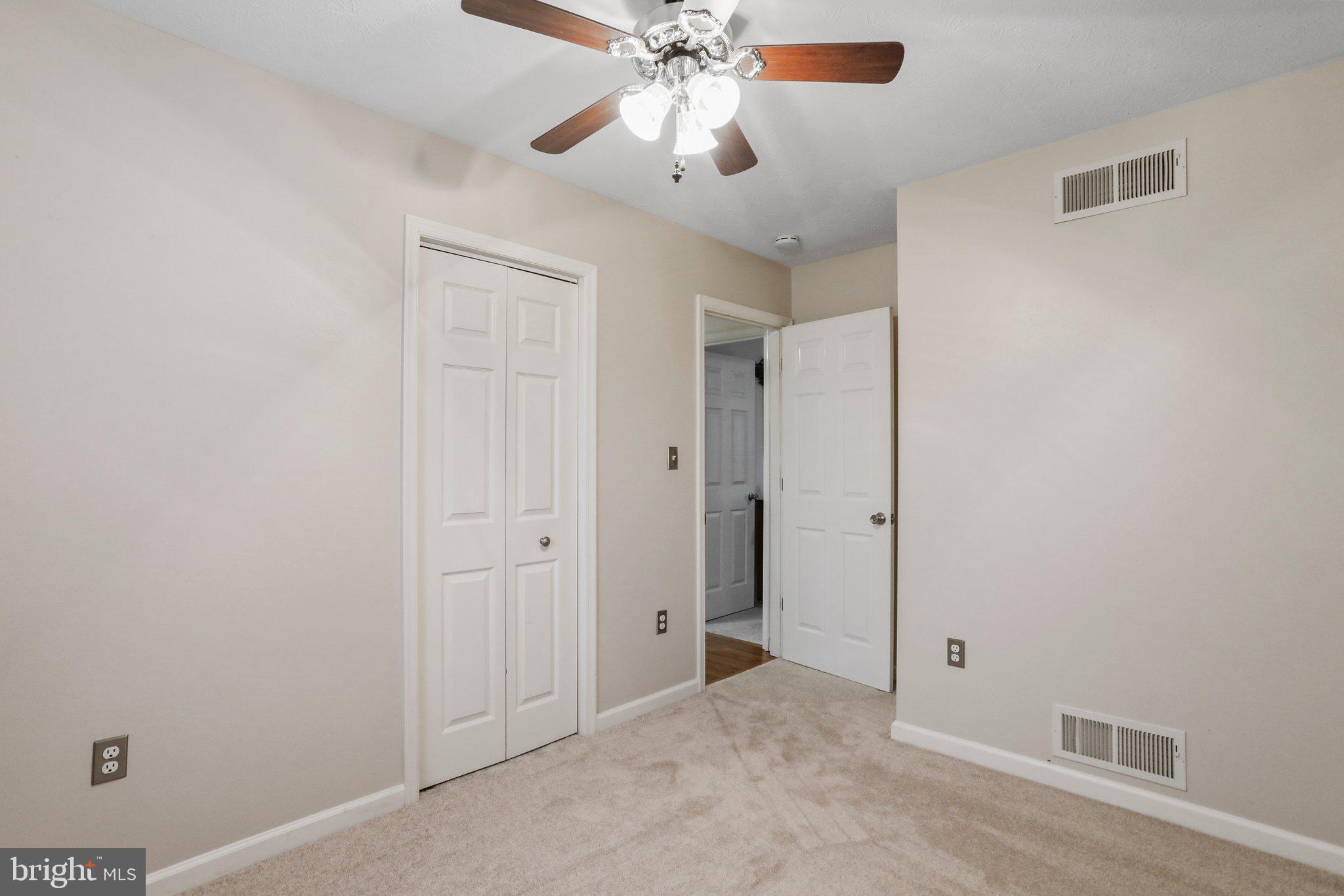 OPEQUON MEADOWS - Residential