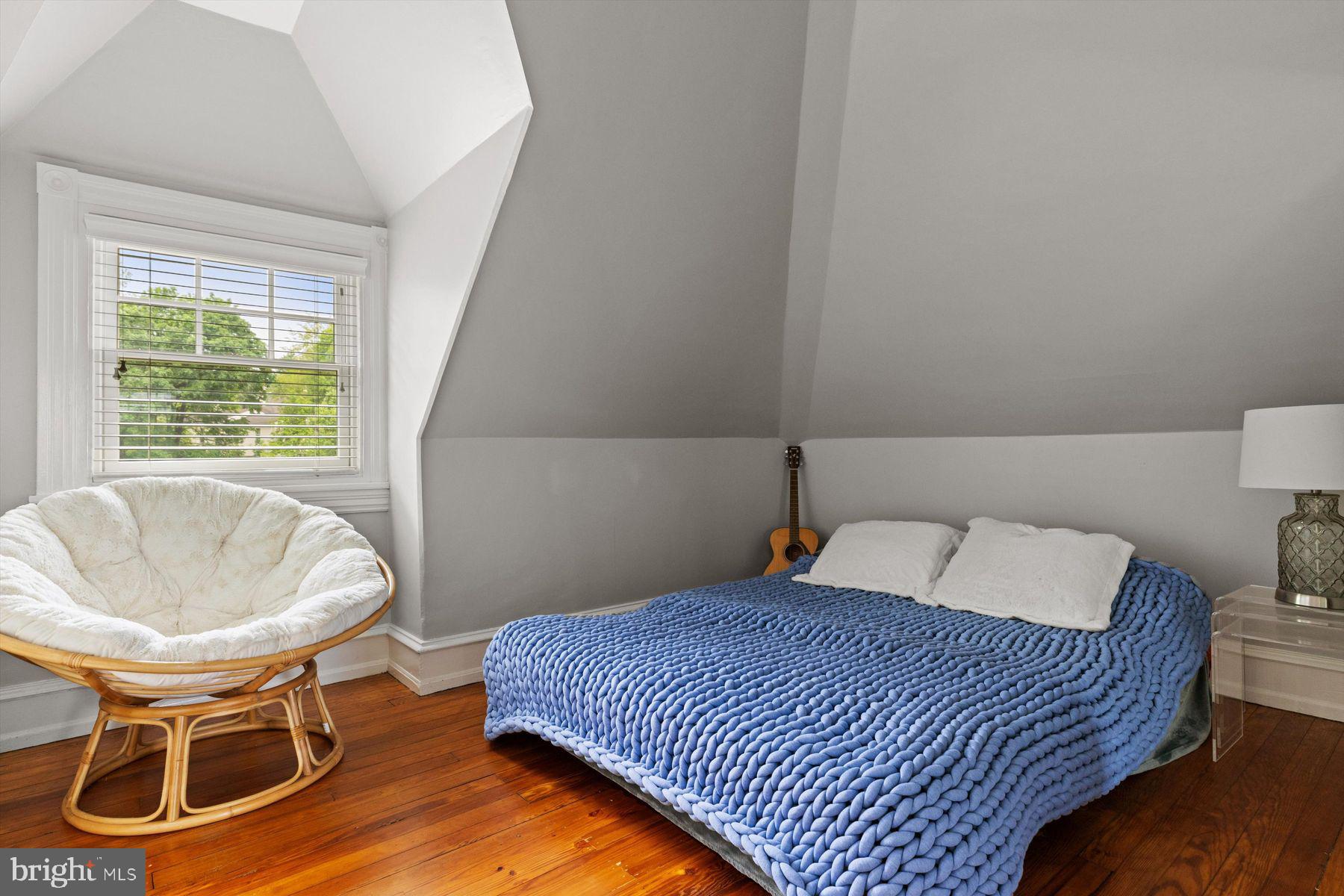 SOUTH WAYNE - Residential