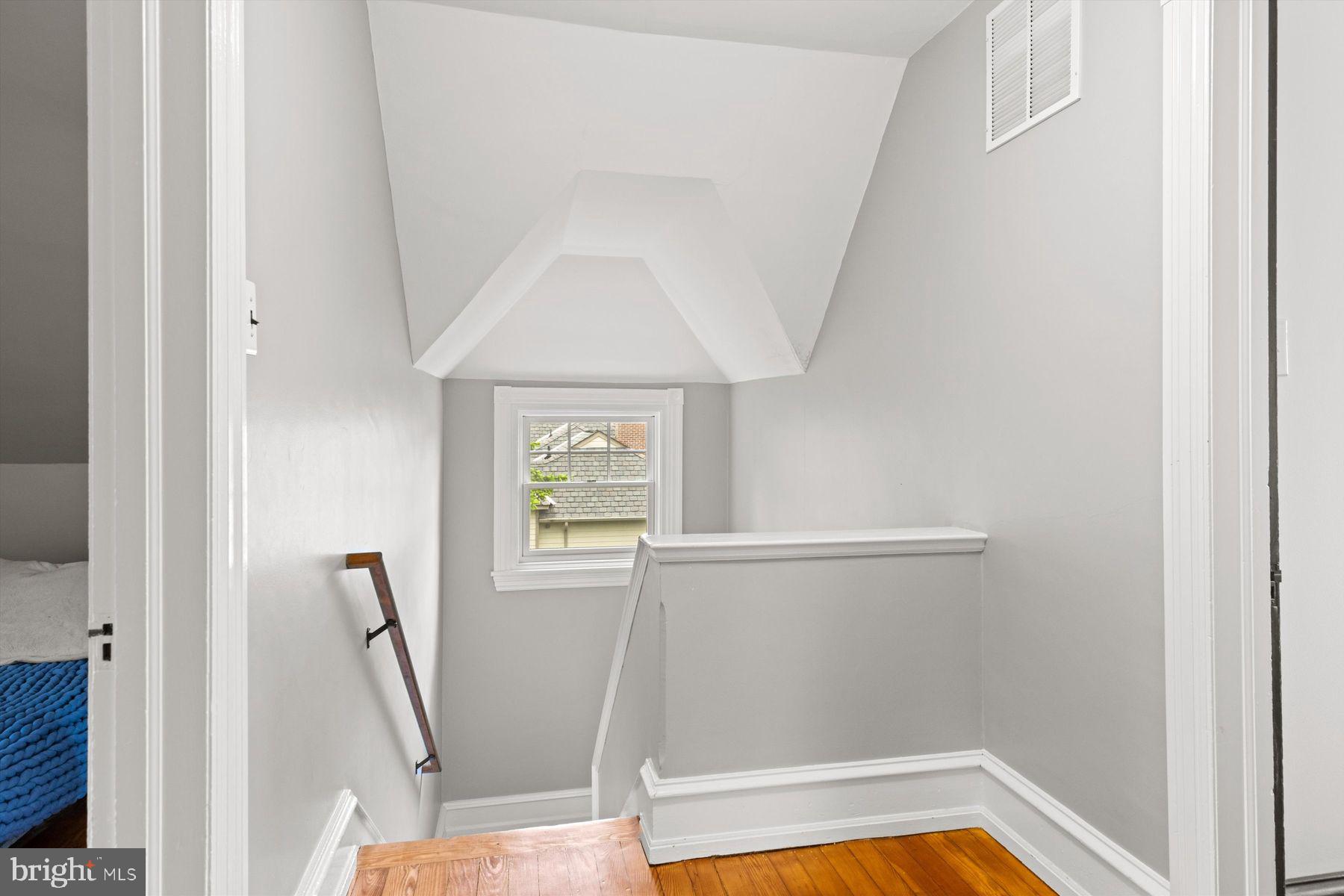 SOUTH WAYNE - Residential